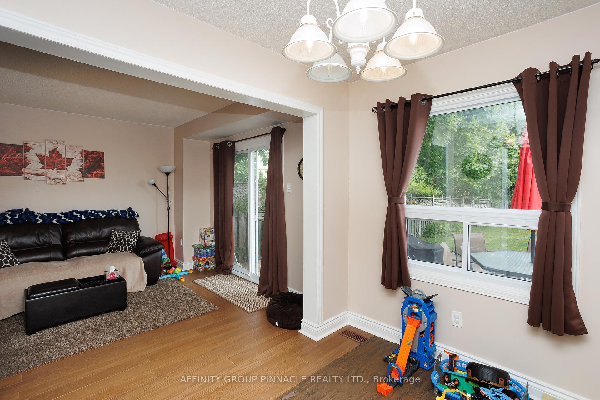 Photo 14 of 26 Flavelle Crescent, Kawartha Lakes, Lindsay — HOMEH