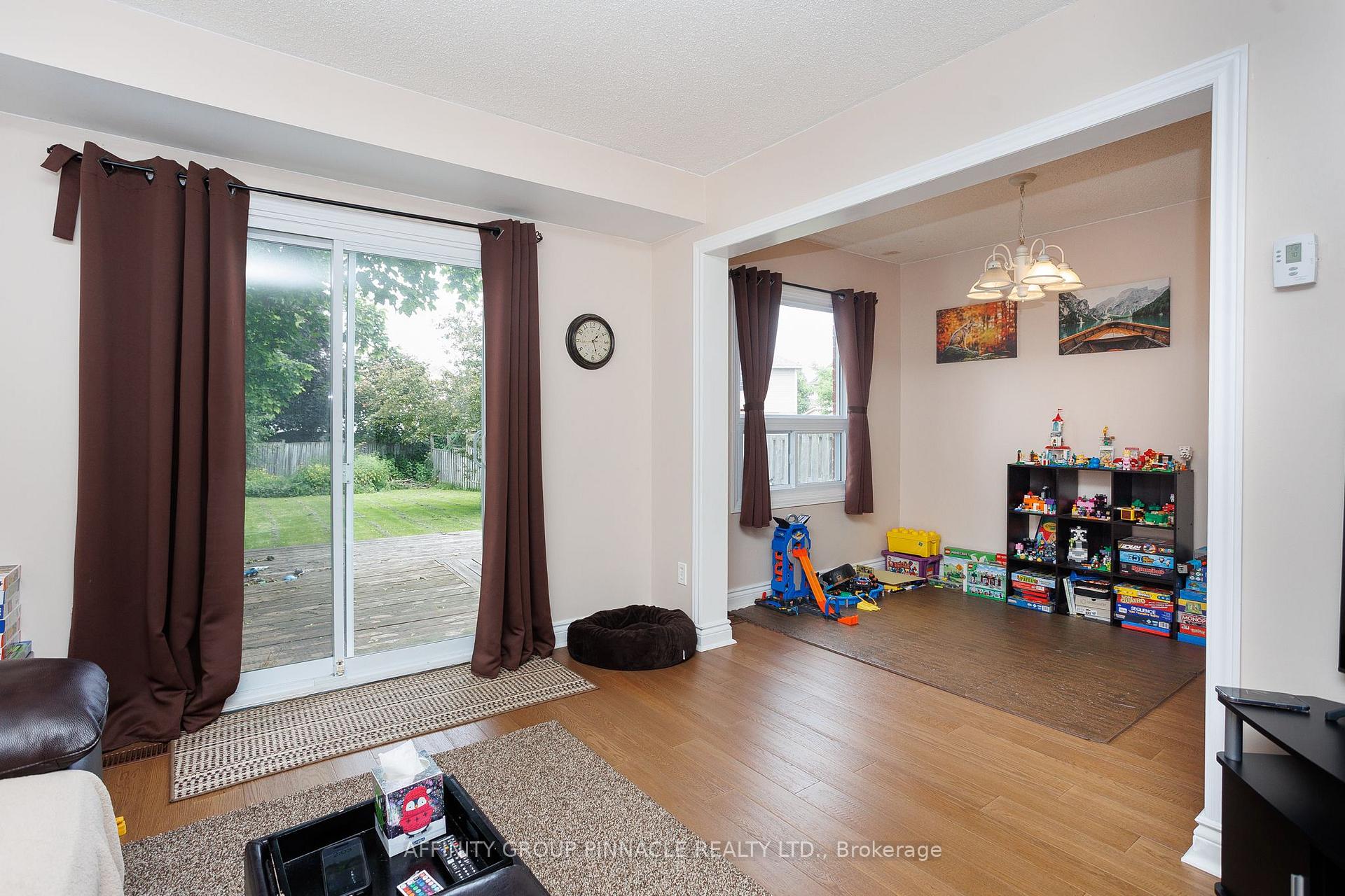 Photo 15 of 26 Flavelle Crescent, Kawartha Lakes, Lindsay — HOMEH