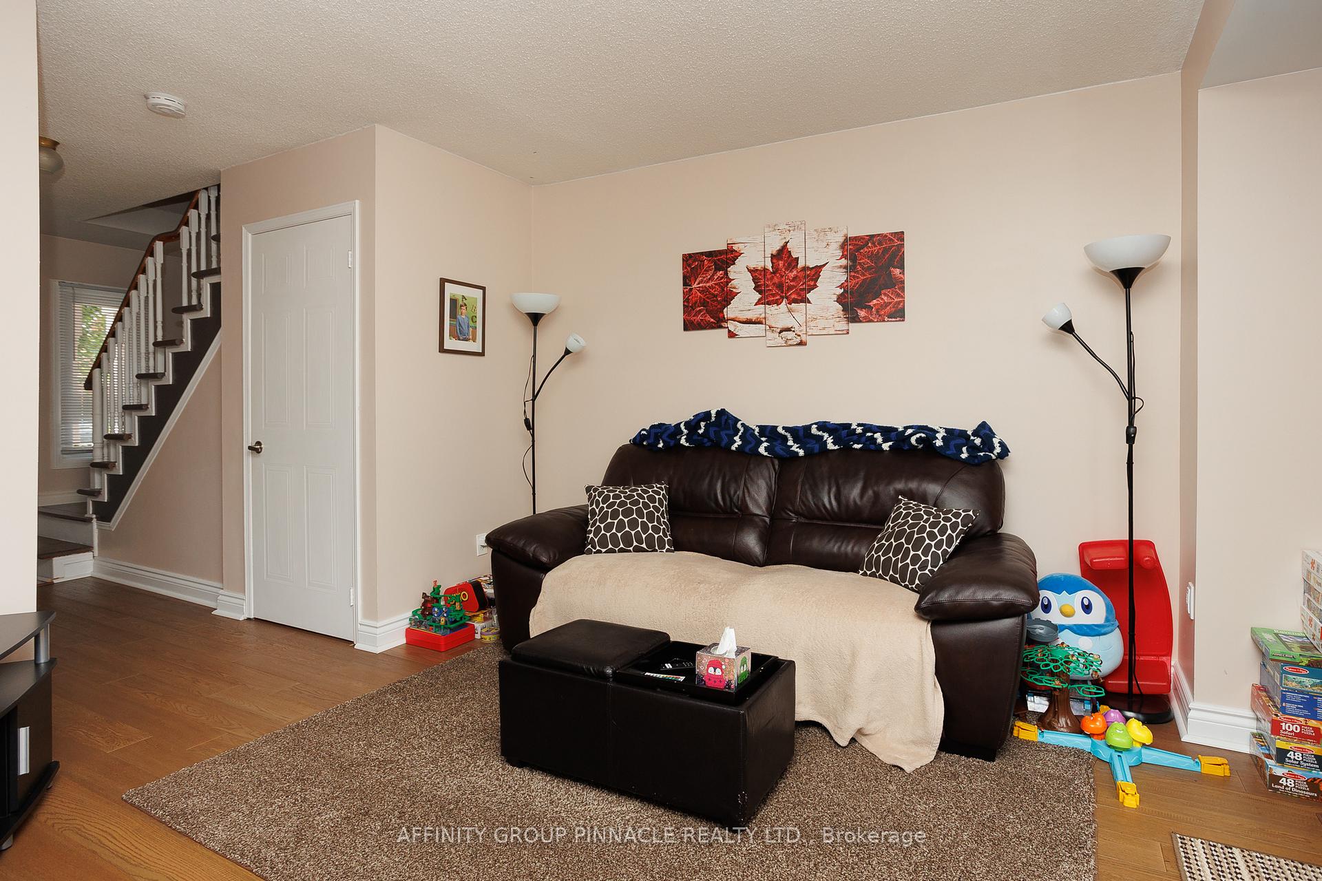Photo 16 of 26 Flavelle Crescent, Kawartha Lakes, Lindsay — HOMEH