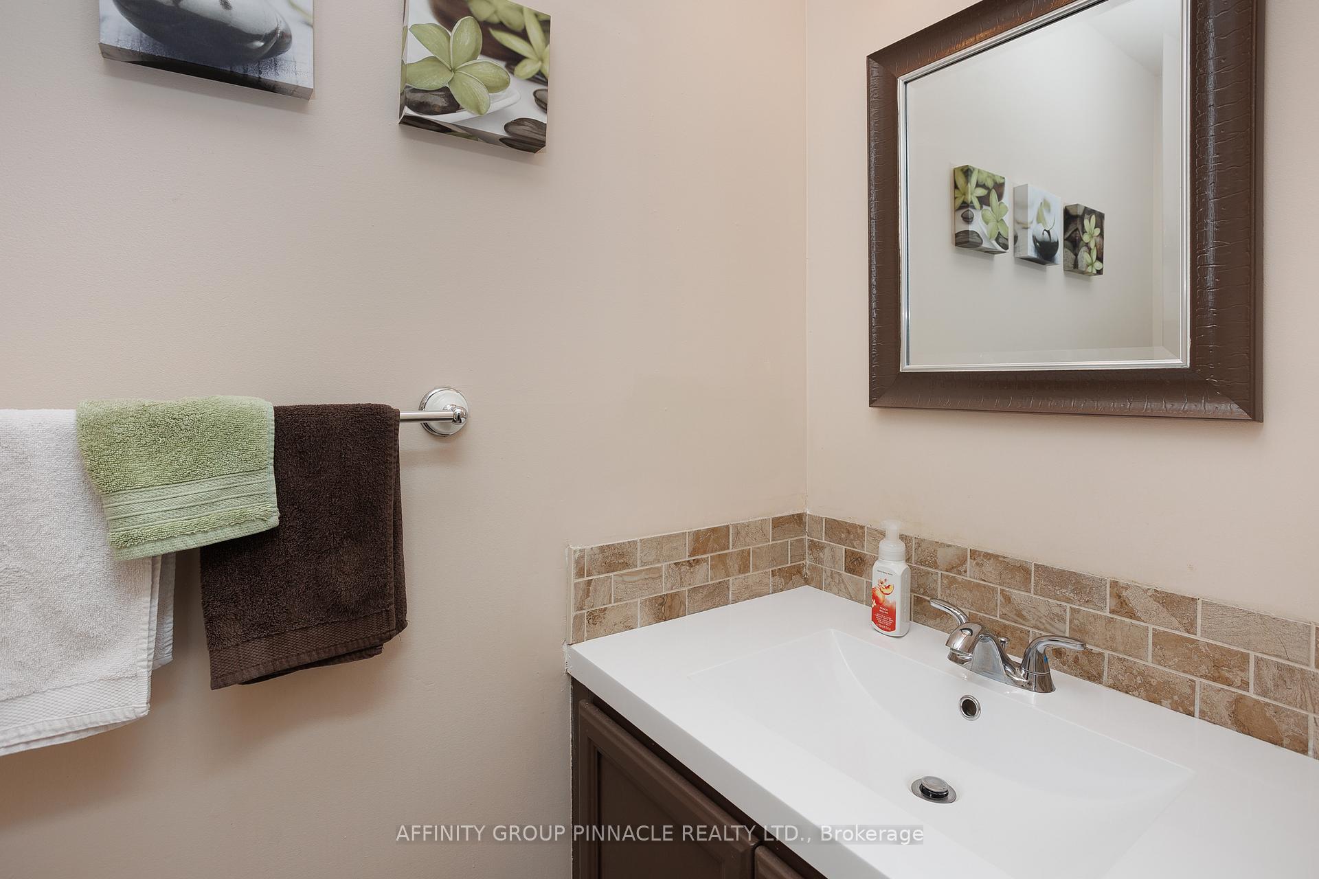 Photo 20 of 26 Flavelle Crescent, Kawartha Lakes, Lindsay — HOMEH