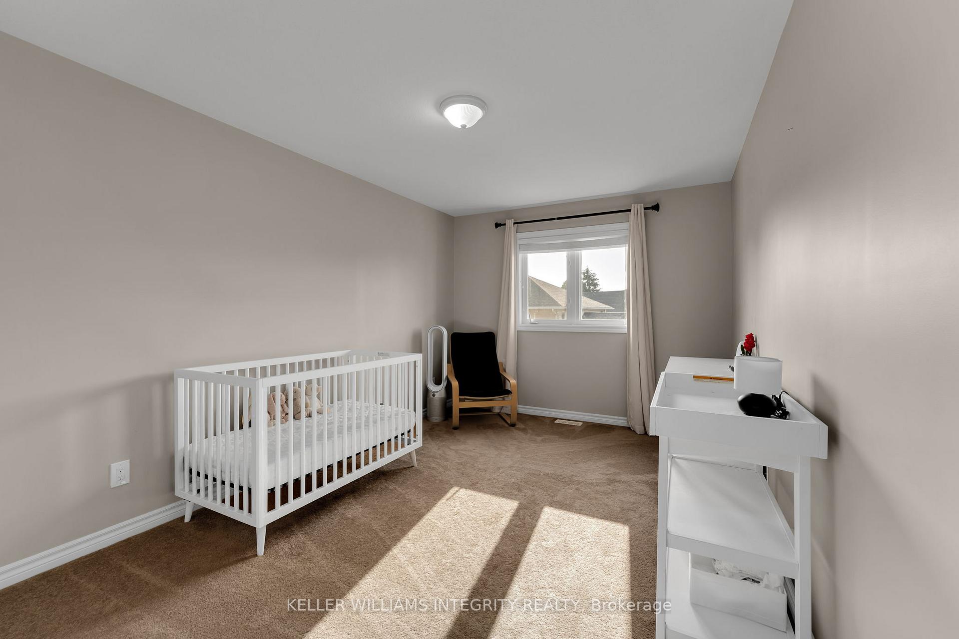 Photo 17 of 92 Schooner Drive, Kingston, Kingston East (Incl Barret Crt) — HOMEH