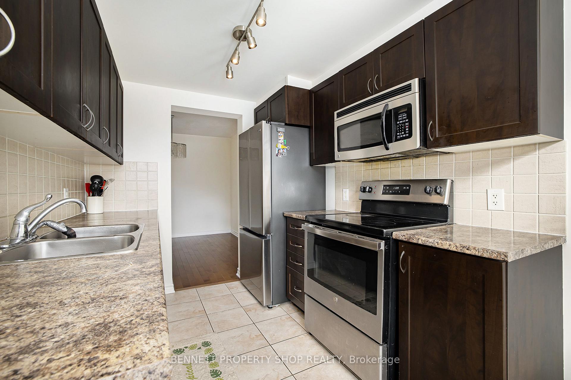Photo 9 of 362 Forestbrook Street, Ottawa, Kanata - Morgan's Grant/South March — HOMEH
