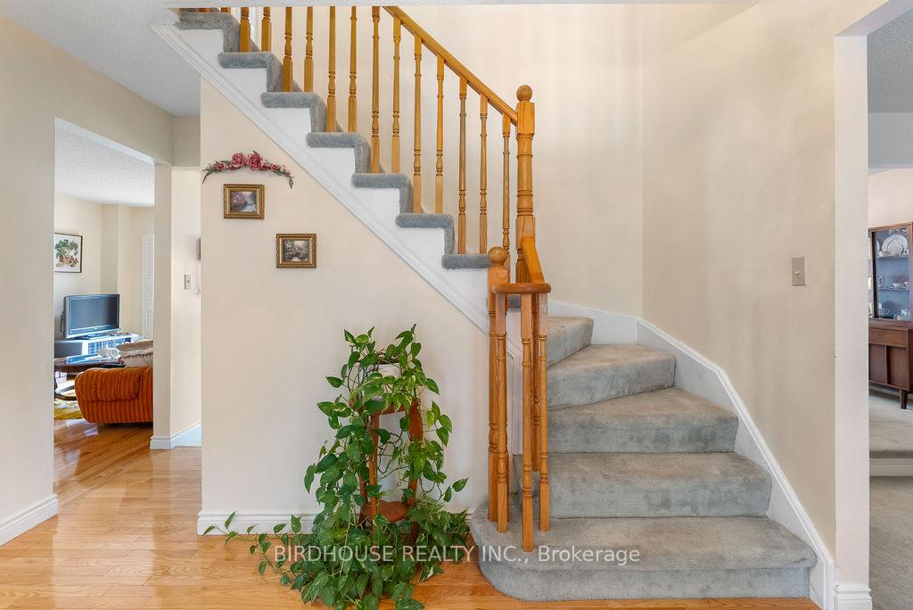 Photo 19 of 42 Walker Street, Kawartha Lakes, Lindsay — HOMEH