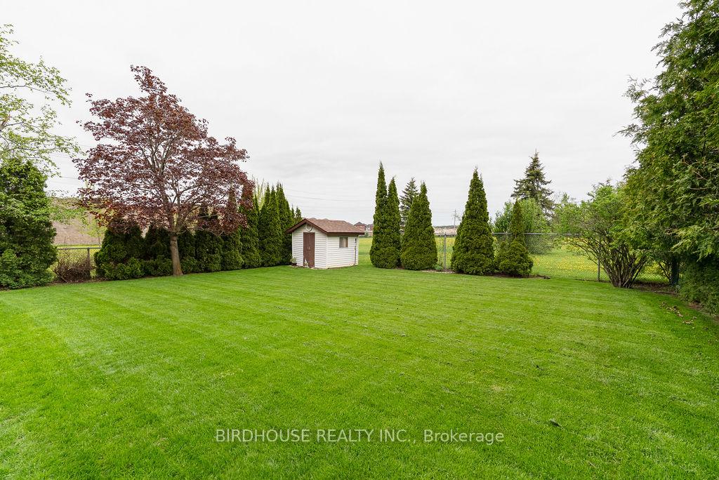 Photo 34 of 42 Walker Street, Kawartha Lakes, Lindsay — HOMEH