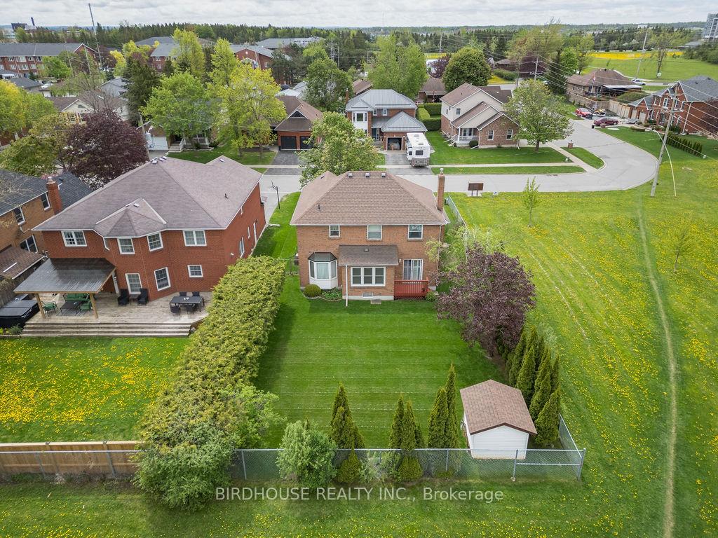 Photo 36 of 42 Walker Street, Kawartha Lakes, Lindsay — HOMEH