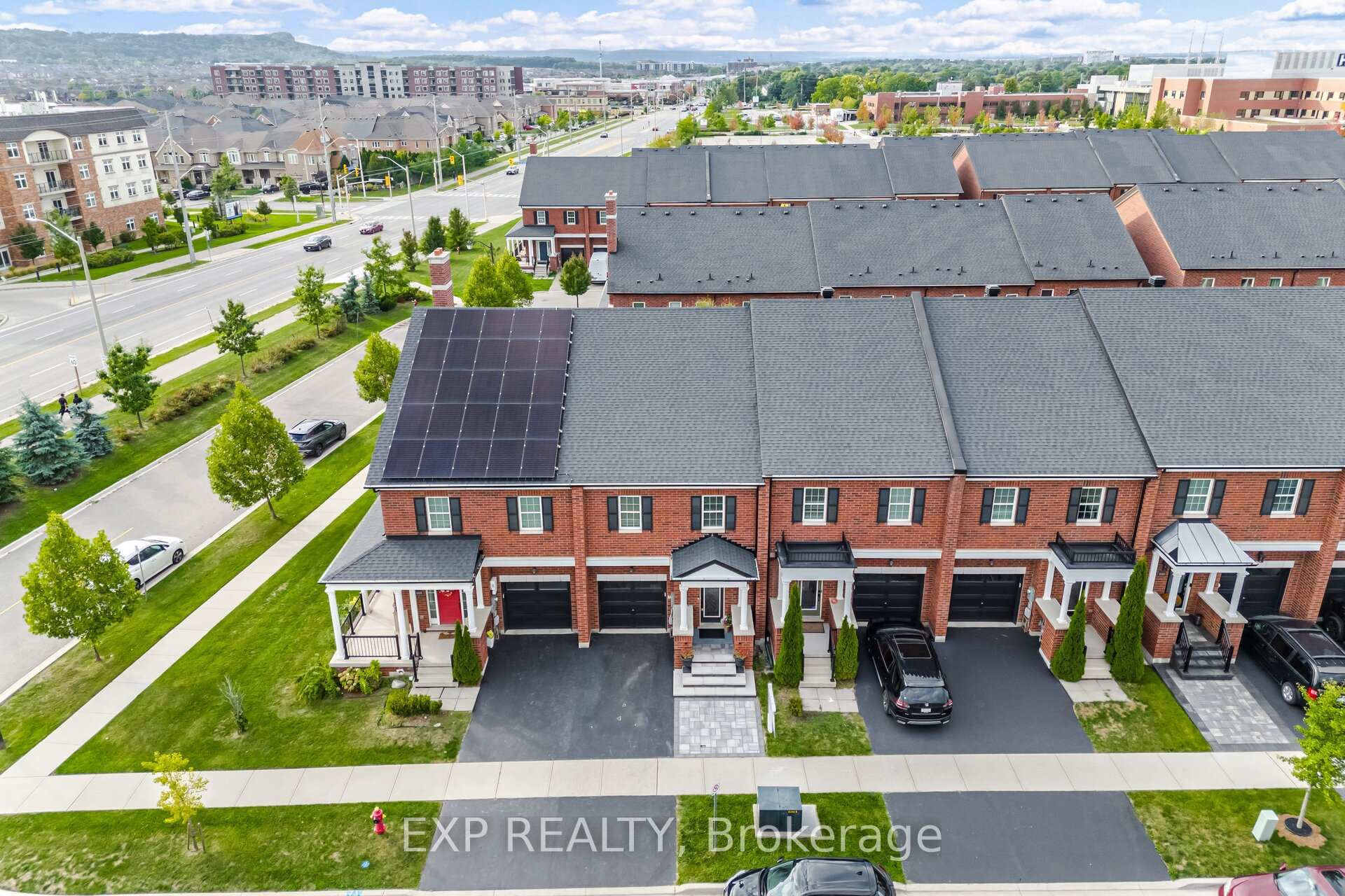 Photo 5 of 806 Banks Crescent, Milton, Willmott — HOMEH