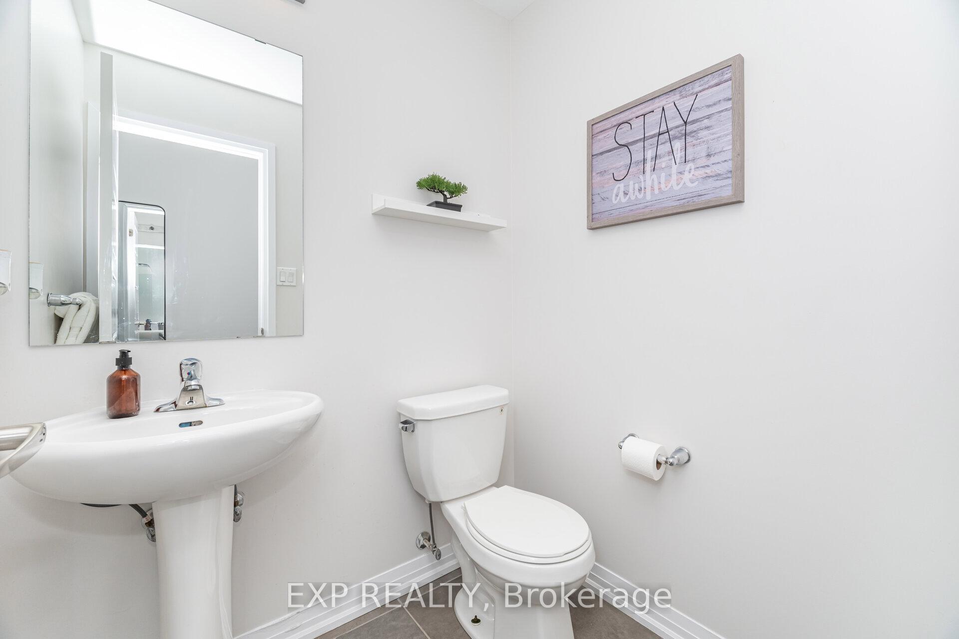 Photo 20 of 806 Banks Crescent, Milton, Willmott — HOMEH