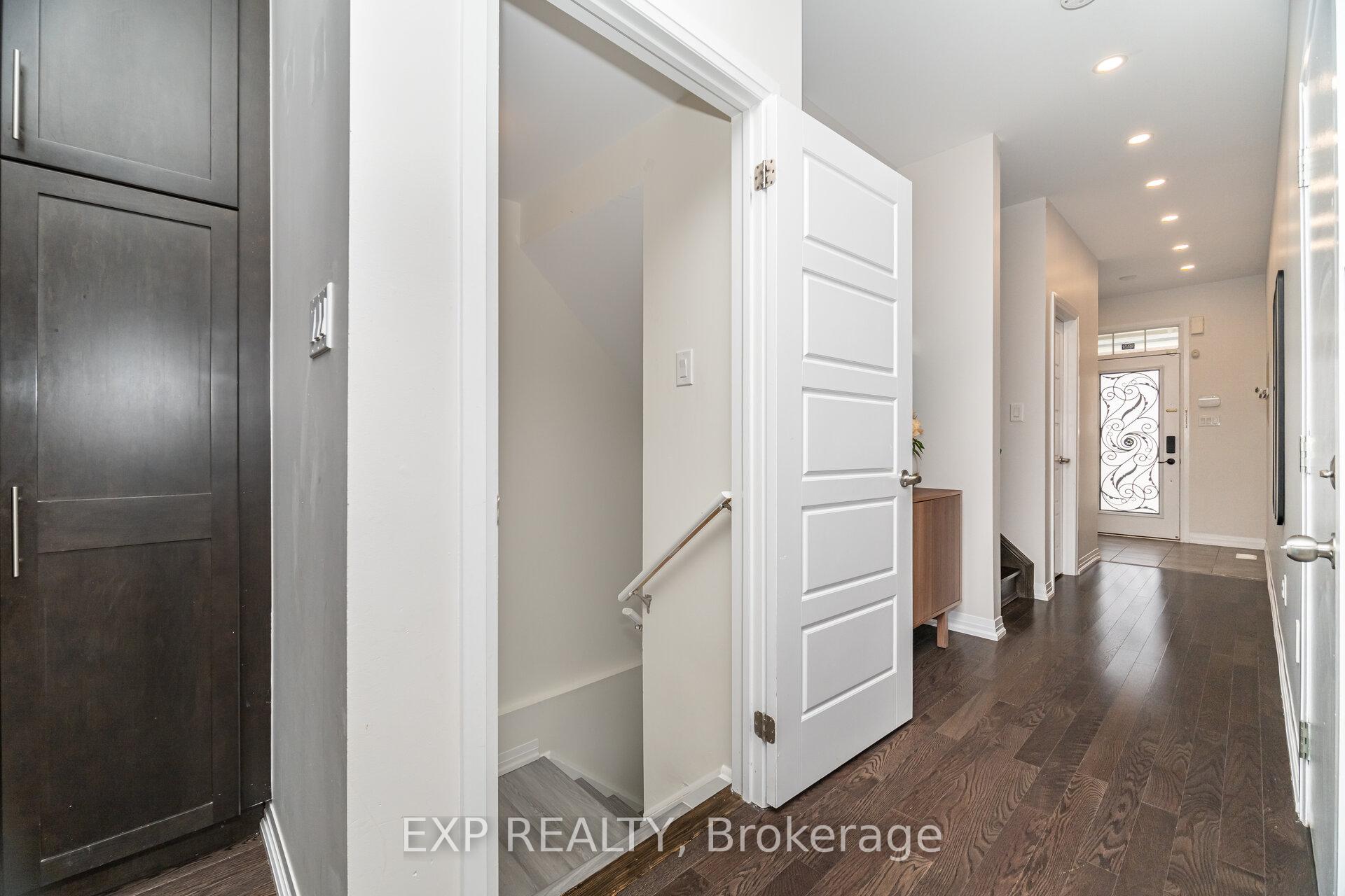Photo 22 of 806 Banks Crescent, Milton, Willmott — HOMEH