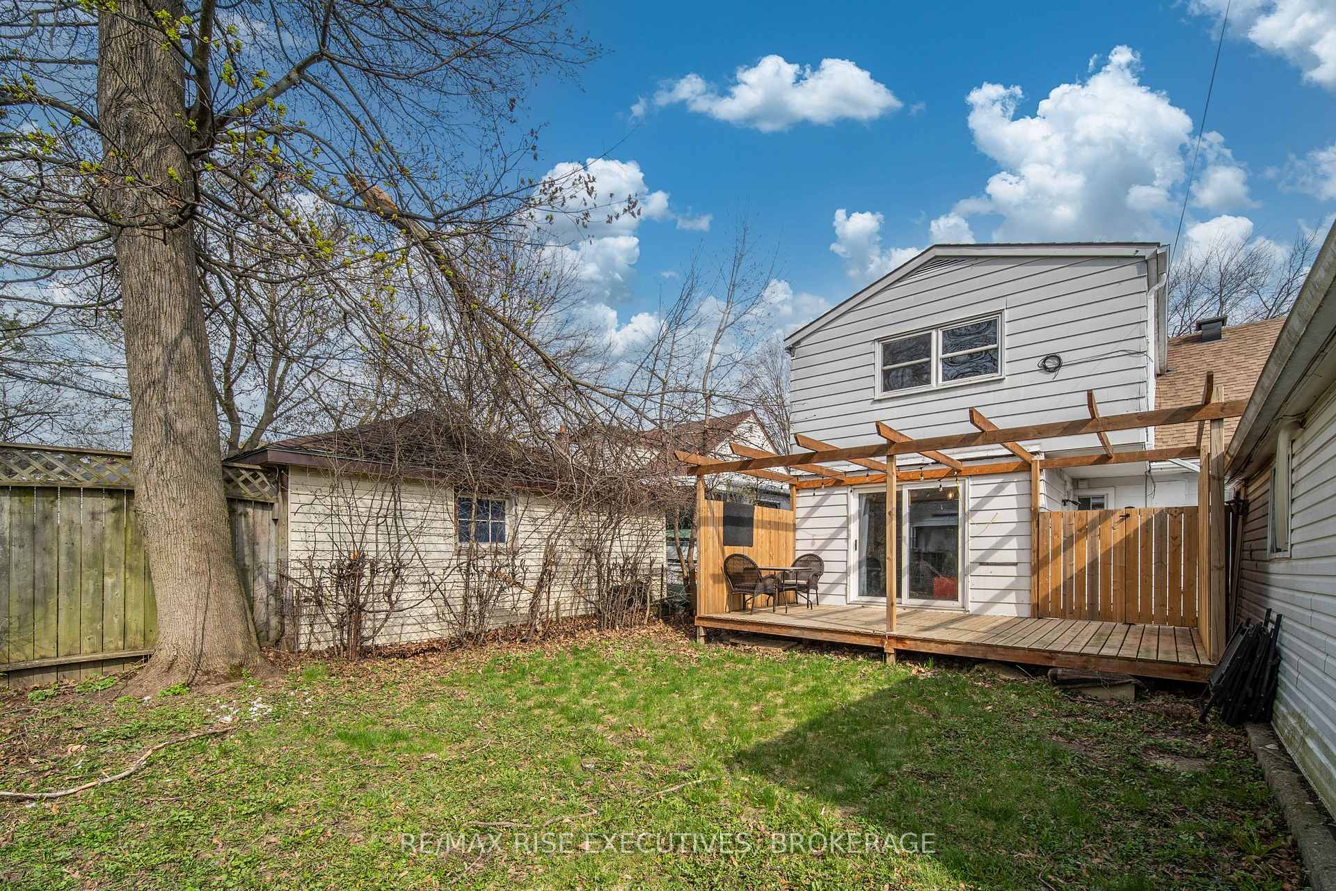Photo 30 of 6 Arthur Street, Kingston, East of Sir John A. Blvd — HOMEH