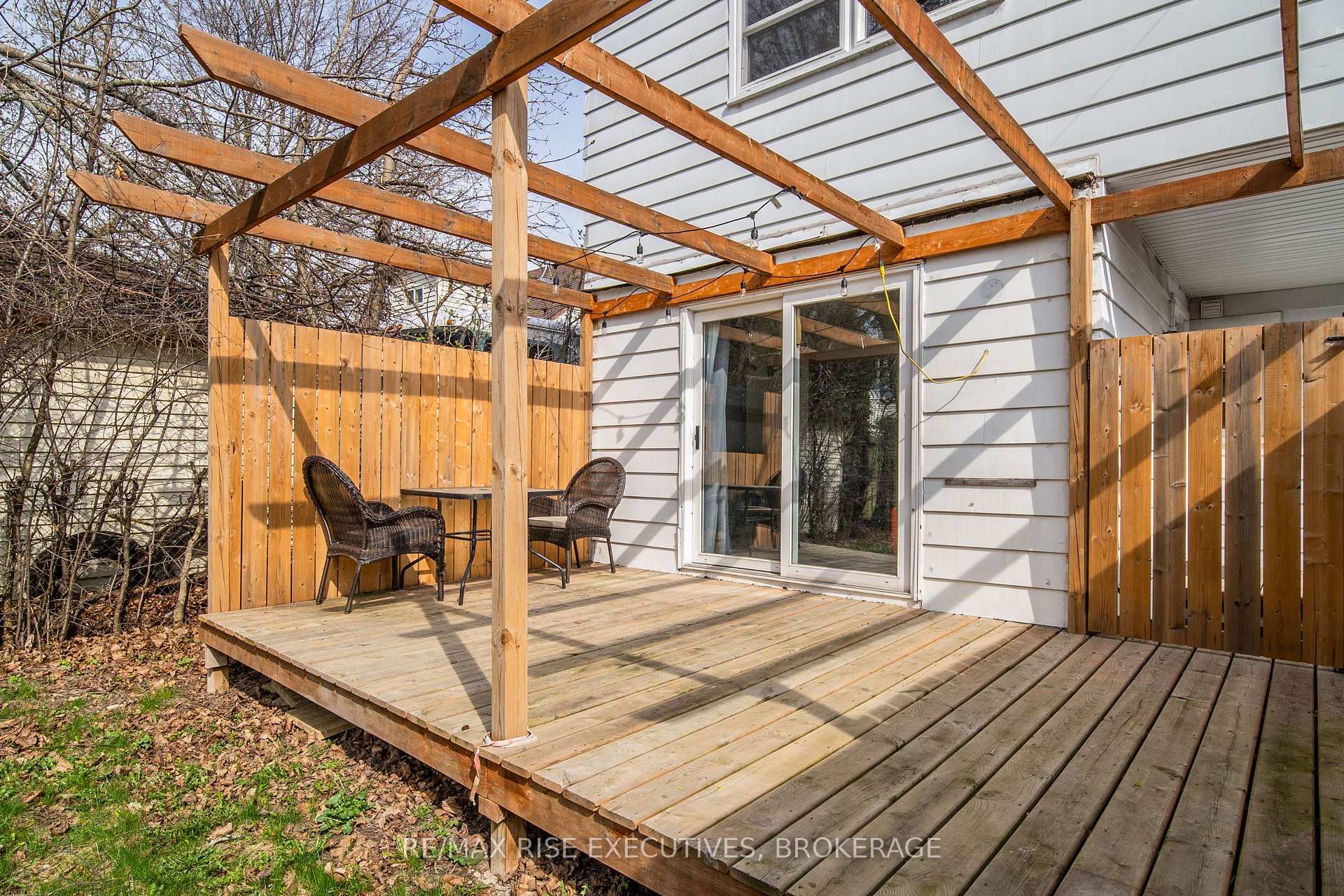 Photo 31 of 6 Arthur Street, Kingston, East of Sir John A. Blvd — HOMEH