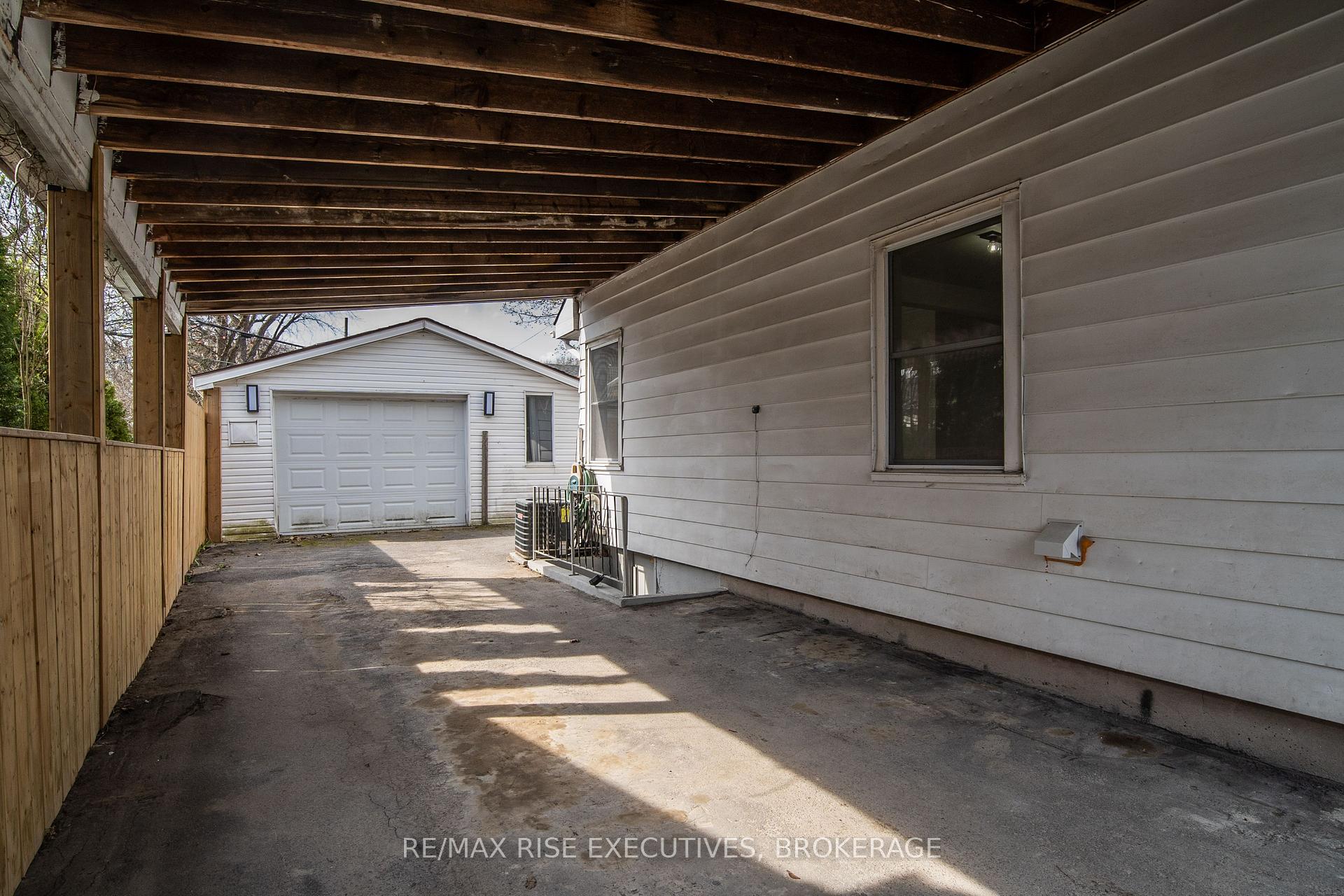 Photo 35 of 6 Arthur Street, Kingston, East of Sir John A. Blvd — HOMEH