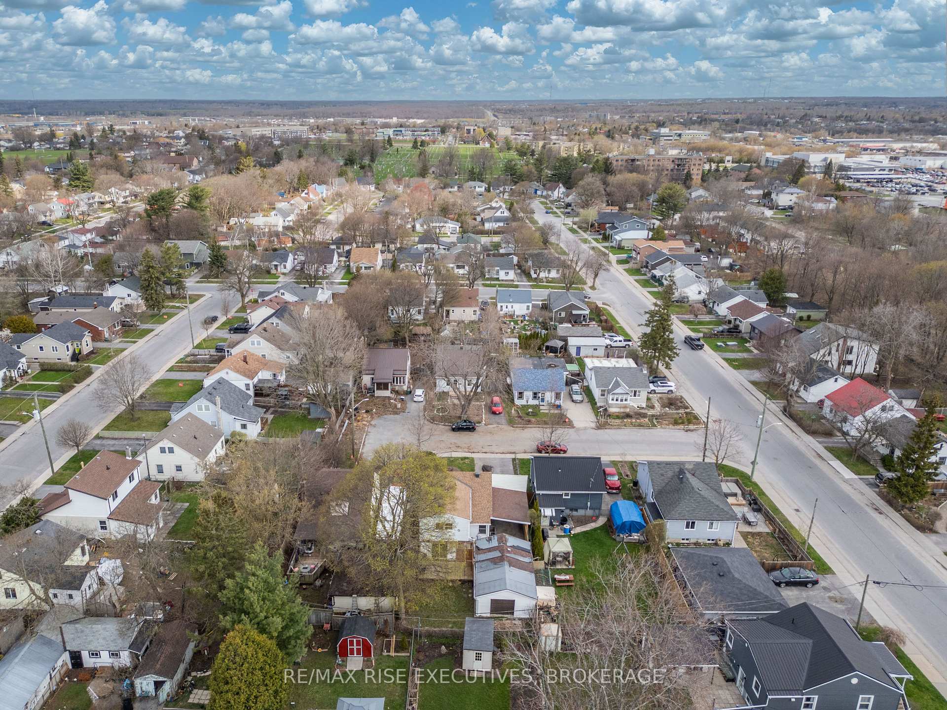 Photo 43 of 6 Arthur Street, Kingston, East of Sir John A. Blvd — HOMEH