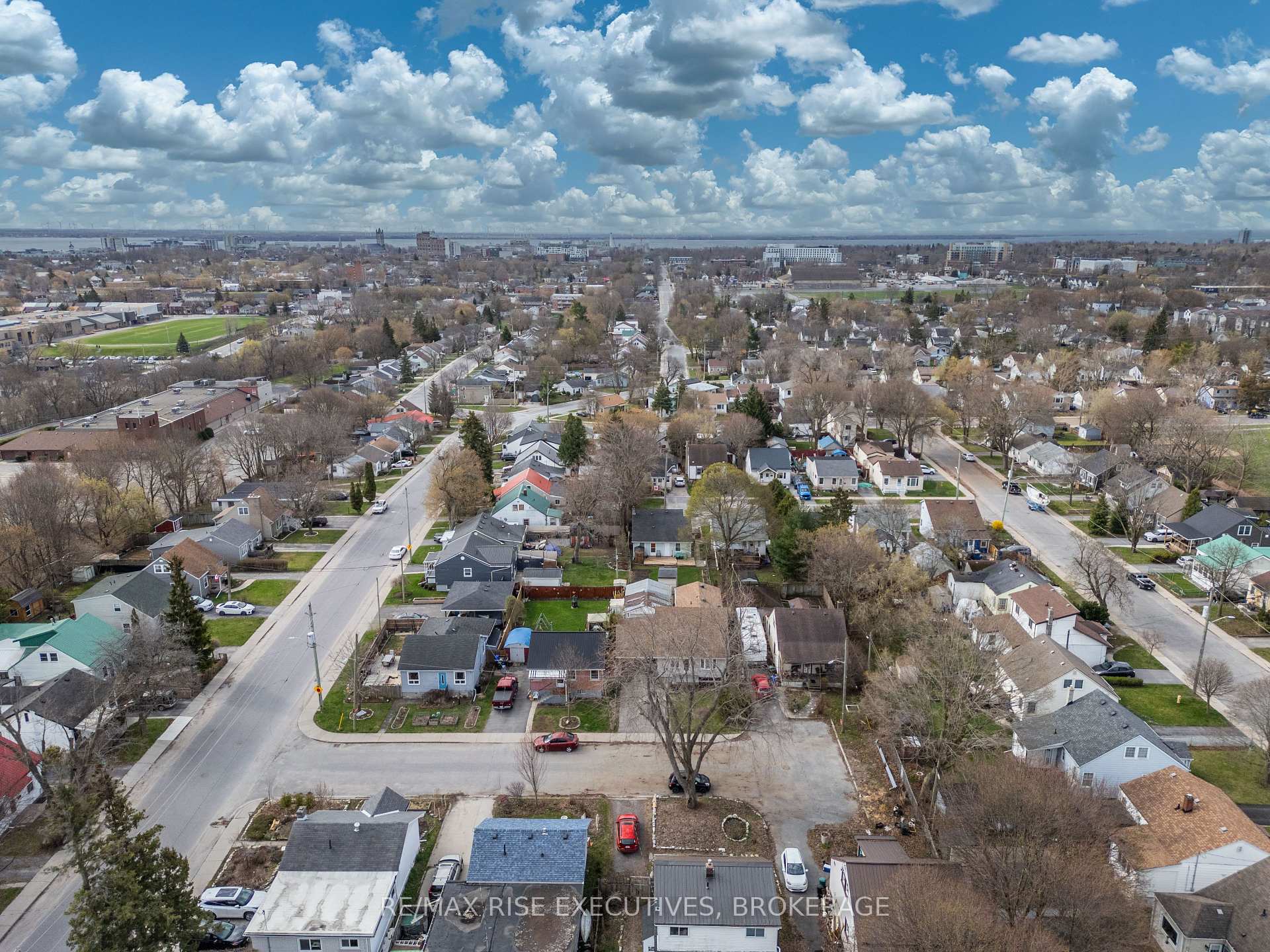 Photo 44 of 6 Arthur Street, Kingston, East of Sir John A. Blvd — HOMEH