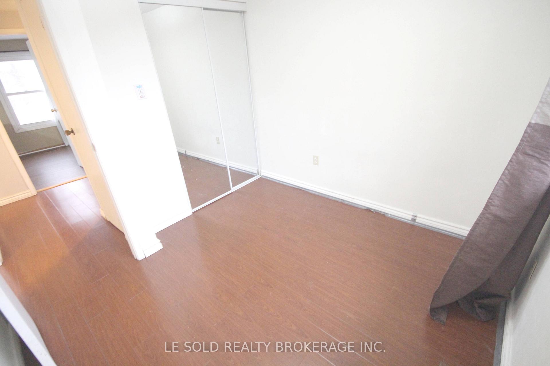 Photo 15 of Unit Upper, 25 Debden Road, Markham, Milliken Mills East — HOMEH