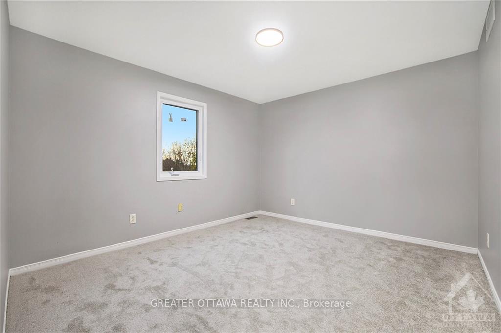 Photo 17 of 2 Insmill Crescent, Ottawa, Kanata - Kanata Lakes/Heritage Hills — HOMEH