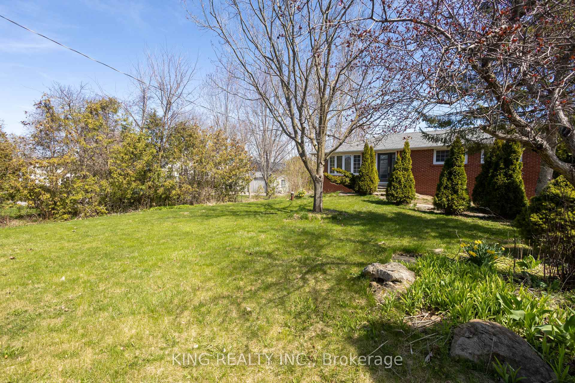Photo 3 of 8387 Guelph Line, Milton, Rural Milton West — HOMEH