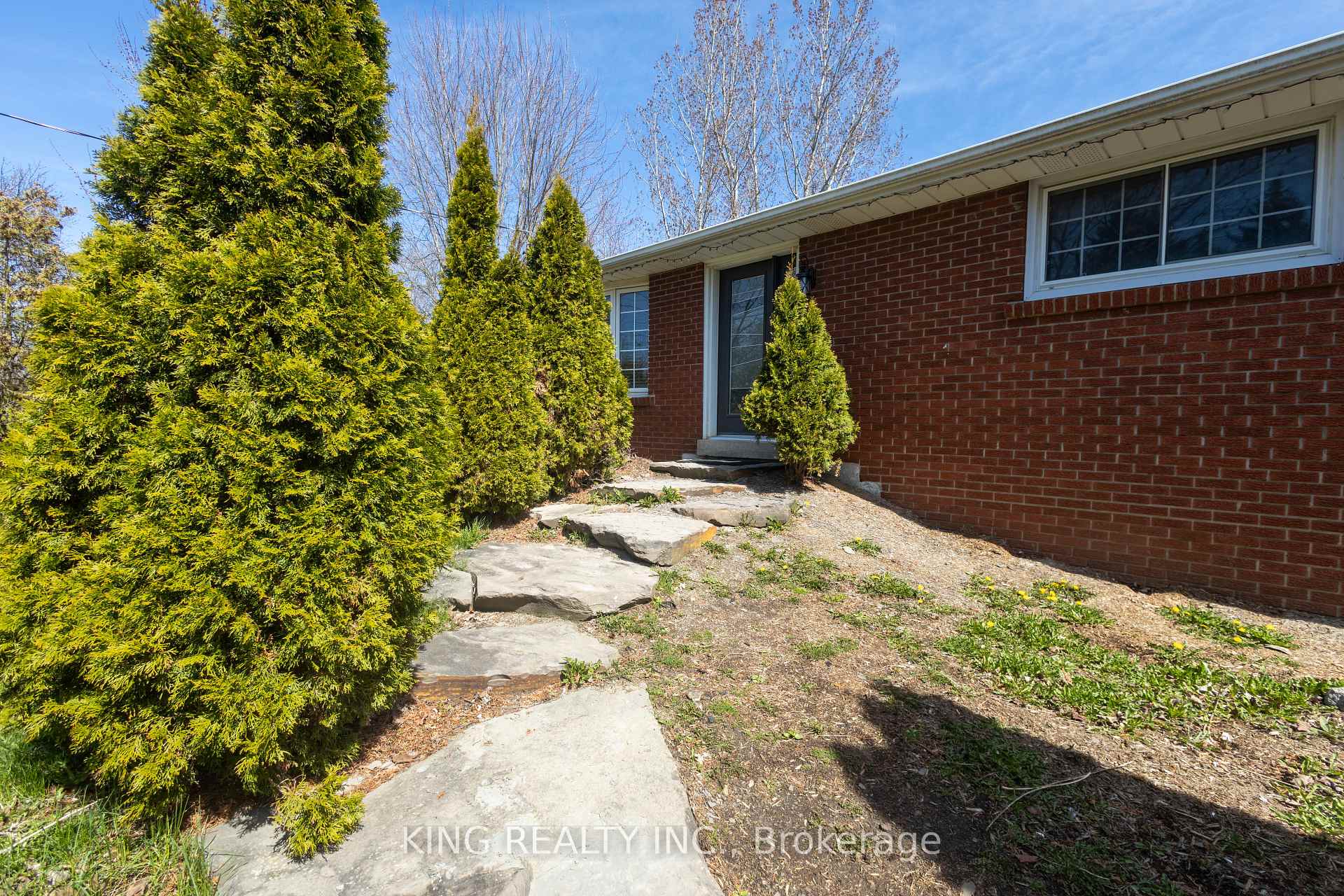 Photo 4 of 8387 Guelph Line, Milton, Rural Milton West — HOMEH