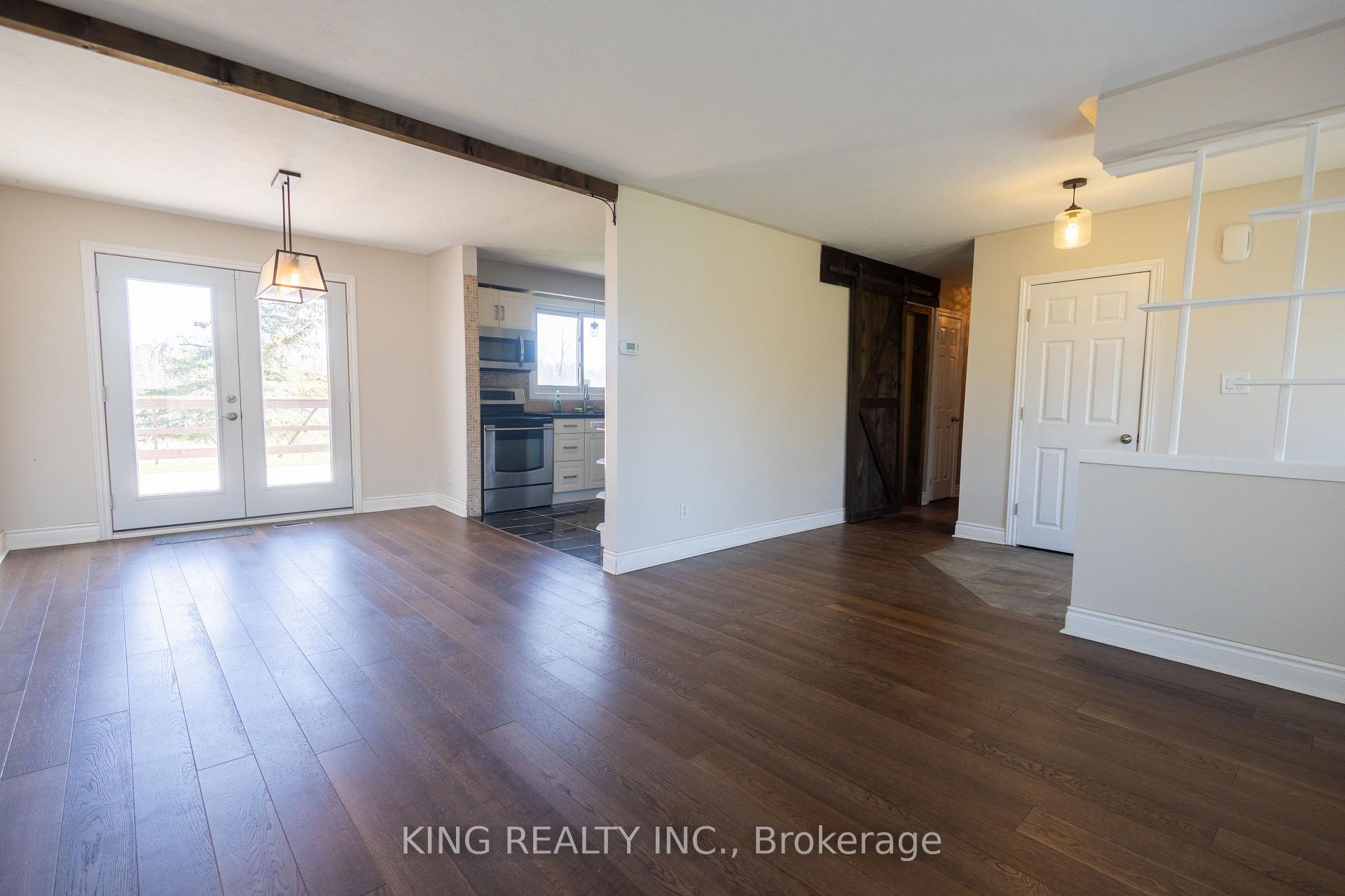 Photo 6 of 8387 Guelph Line, Milton, Rural Milton West — HOMEH