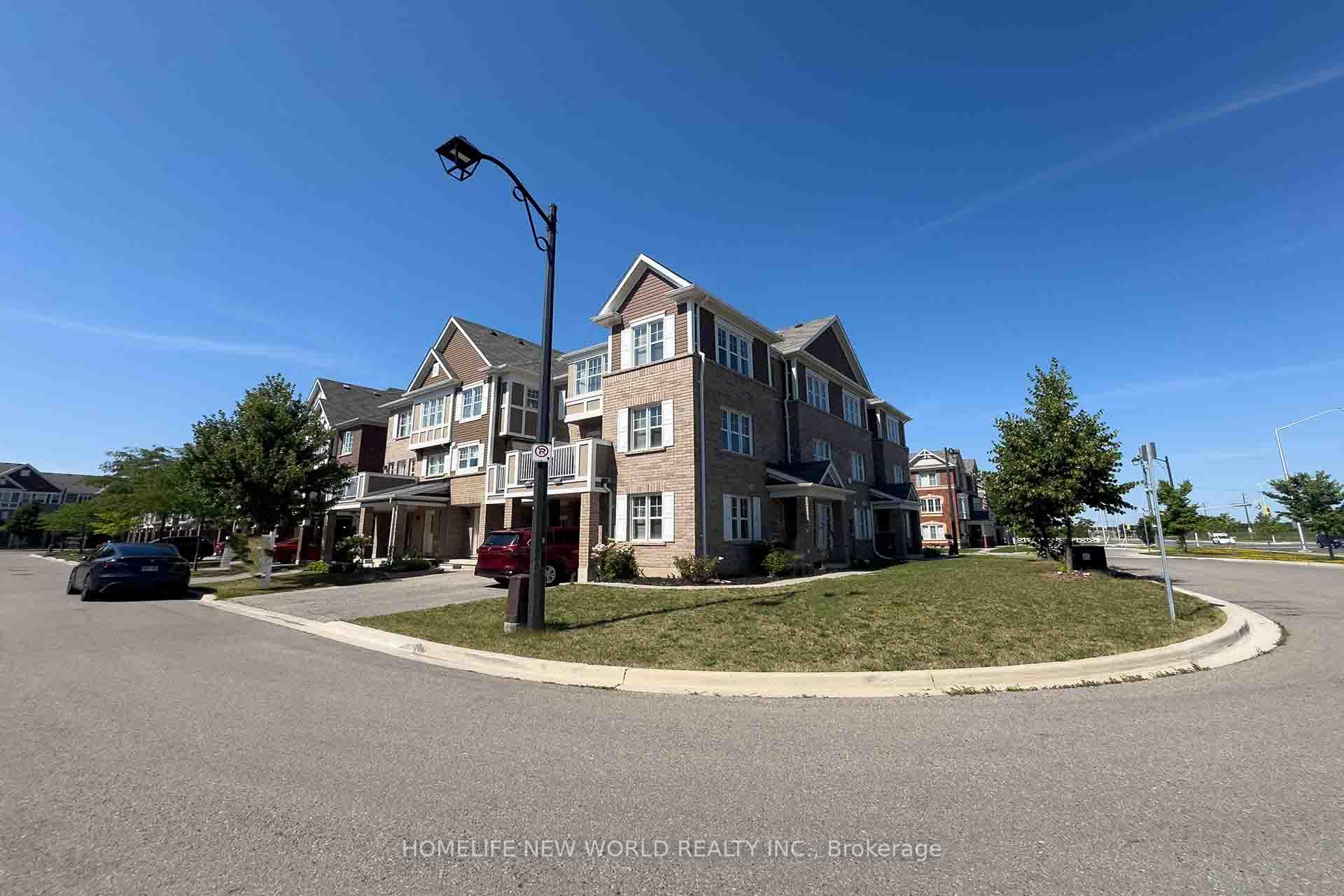 Front of 1593 Leblanc Court S