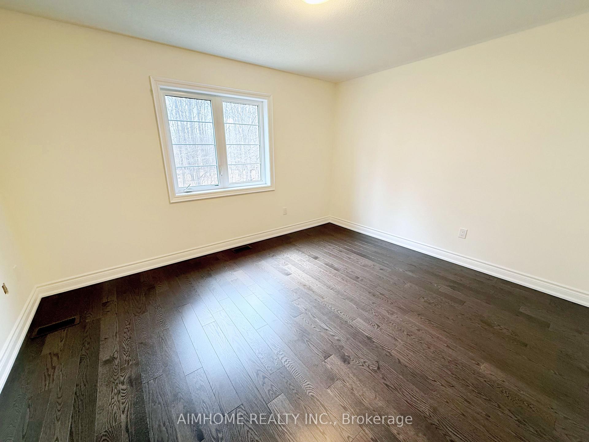 Photo 10 of 50 Liam Lane, Markham, Cedarwood — HOMEH