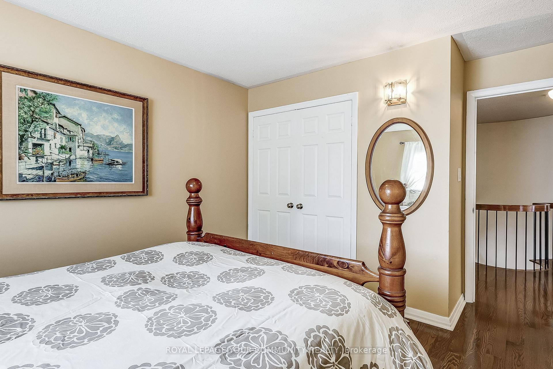 Photo 24 of 125 Reeve Drive, Markham, Markham Village — HOMEH
