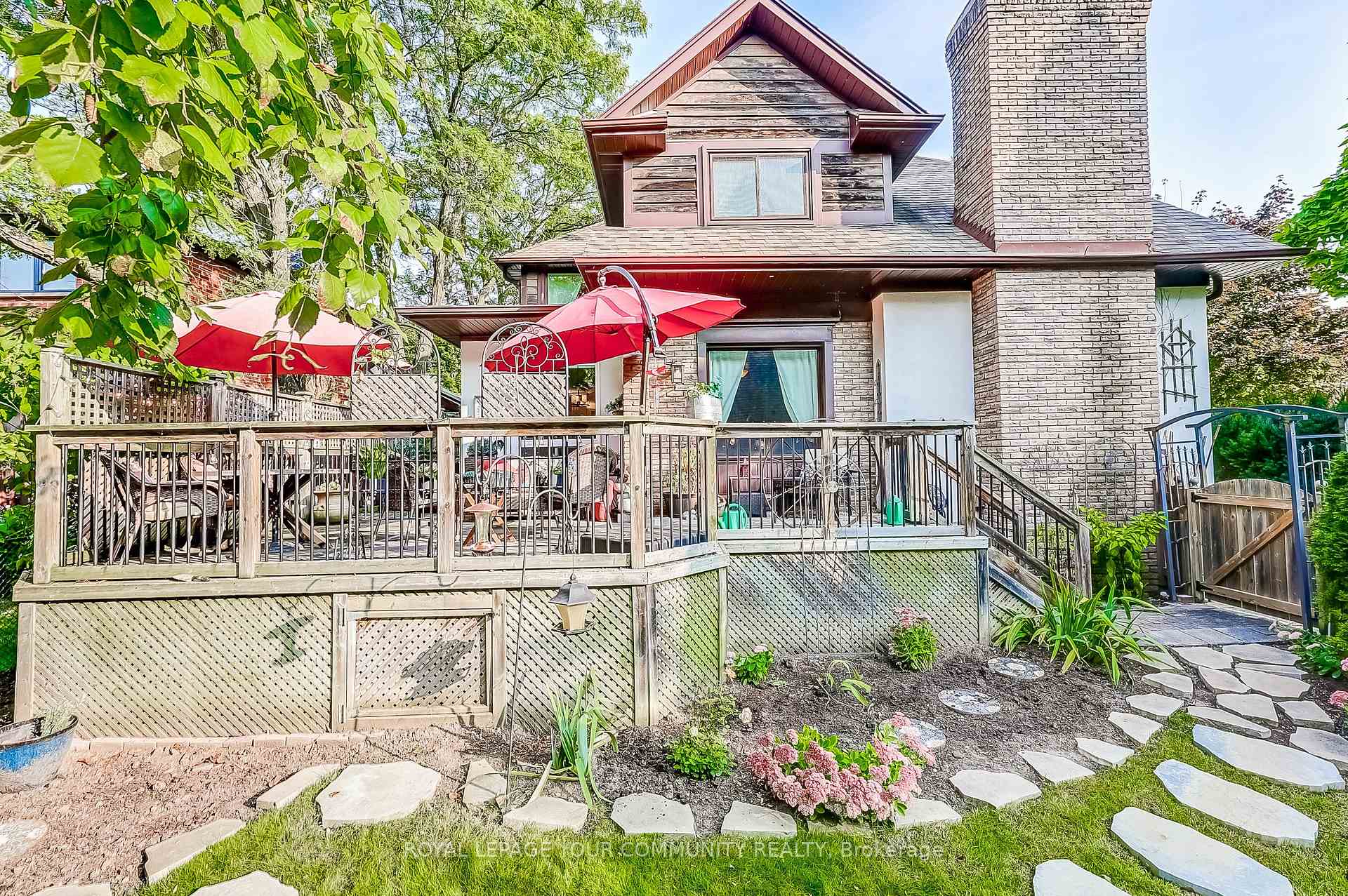 Photo 34 of 125 Reeve Drive, Markham, Markham Village — HOMEH