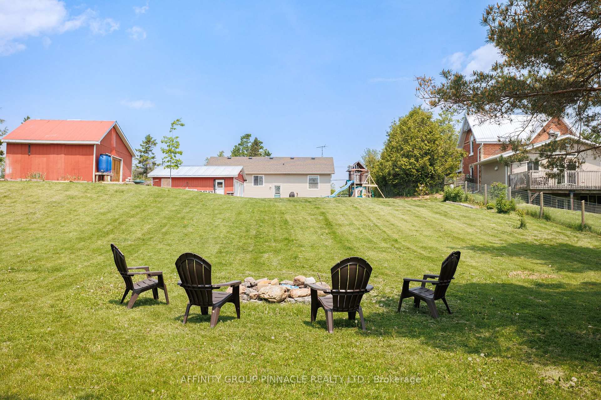 Photo 11 of 51 King Street, Kawartha Lakes, Woodville — HOMEH