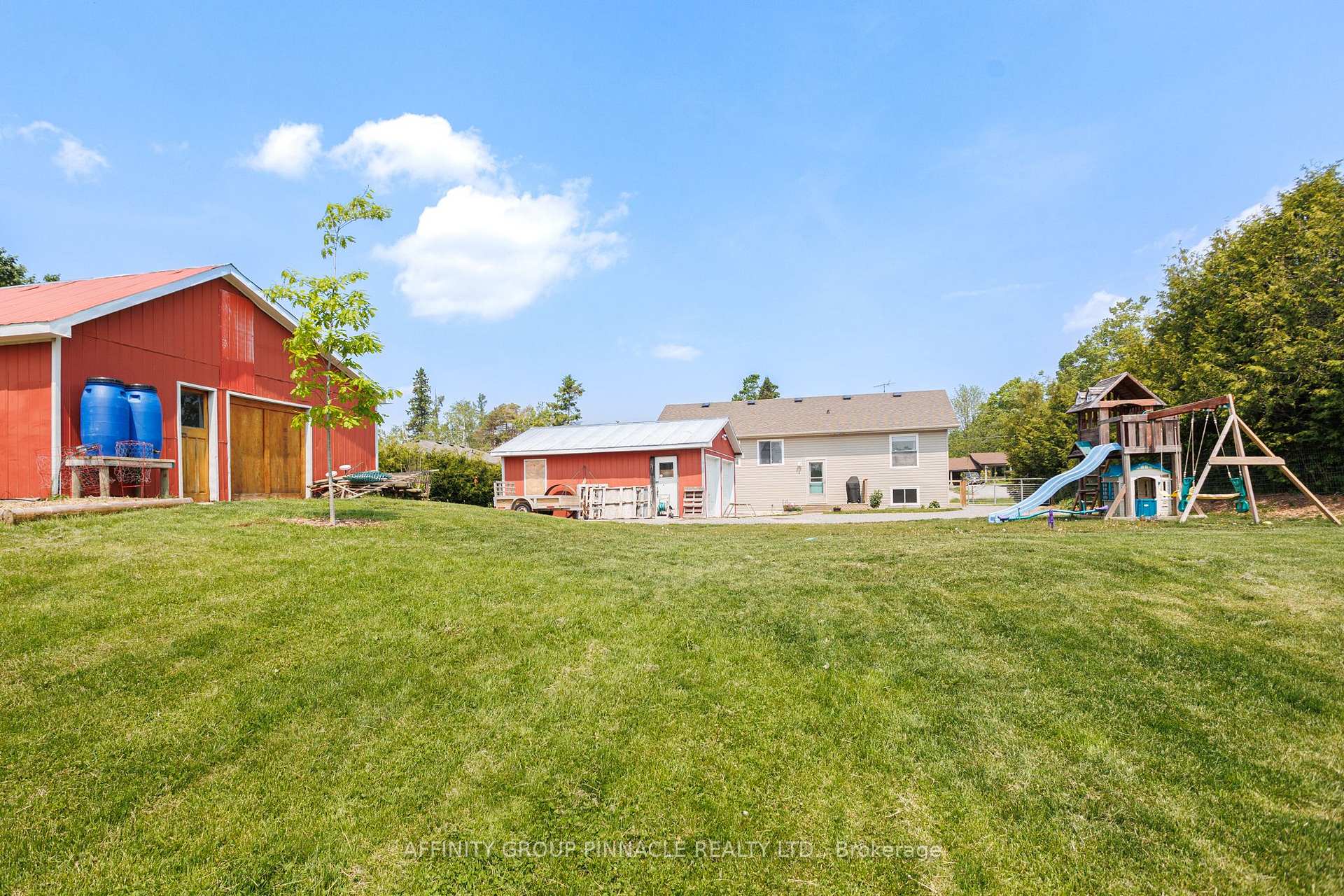 Photo 14 of 51 King Street, Kawartha Lakes, Woodville — HOMEH