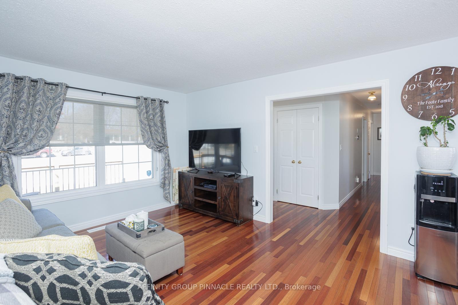 Photo 23 of 51 King Street, Kawartha Lakes, Woodville — HOMEH