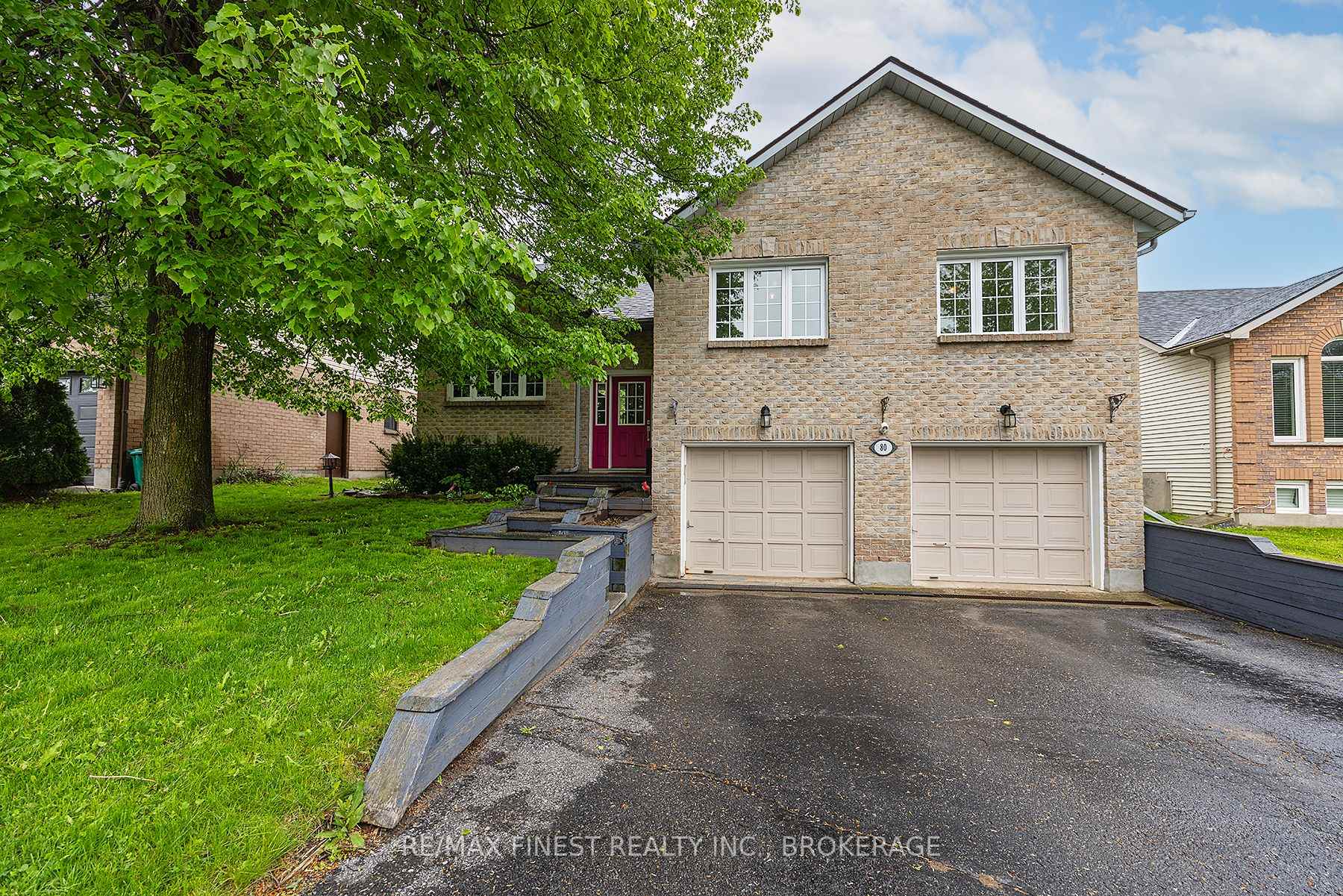 Photo 3 of 80 Barker Drive, Kingston, Kingston East (Incl Barret Crt) — HOMEH