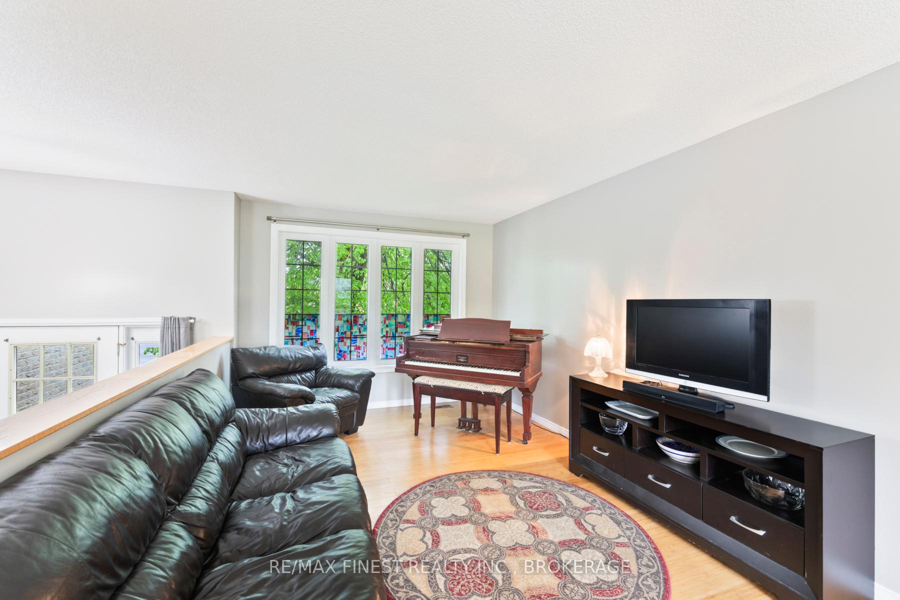 Photo 8 of 80 Barker Drive, Kingston, Kingston East (Incl Barret Crt) — HOMEH