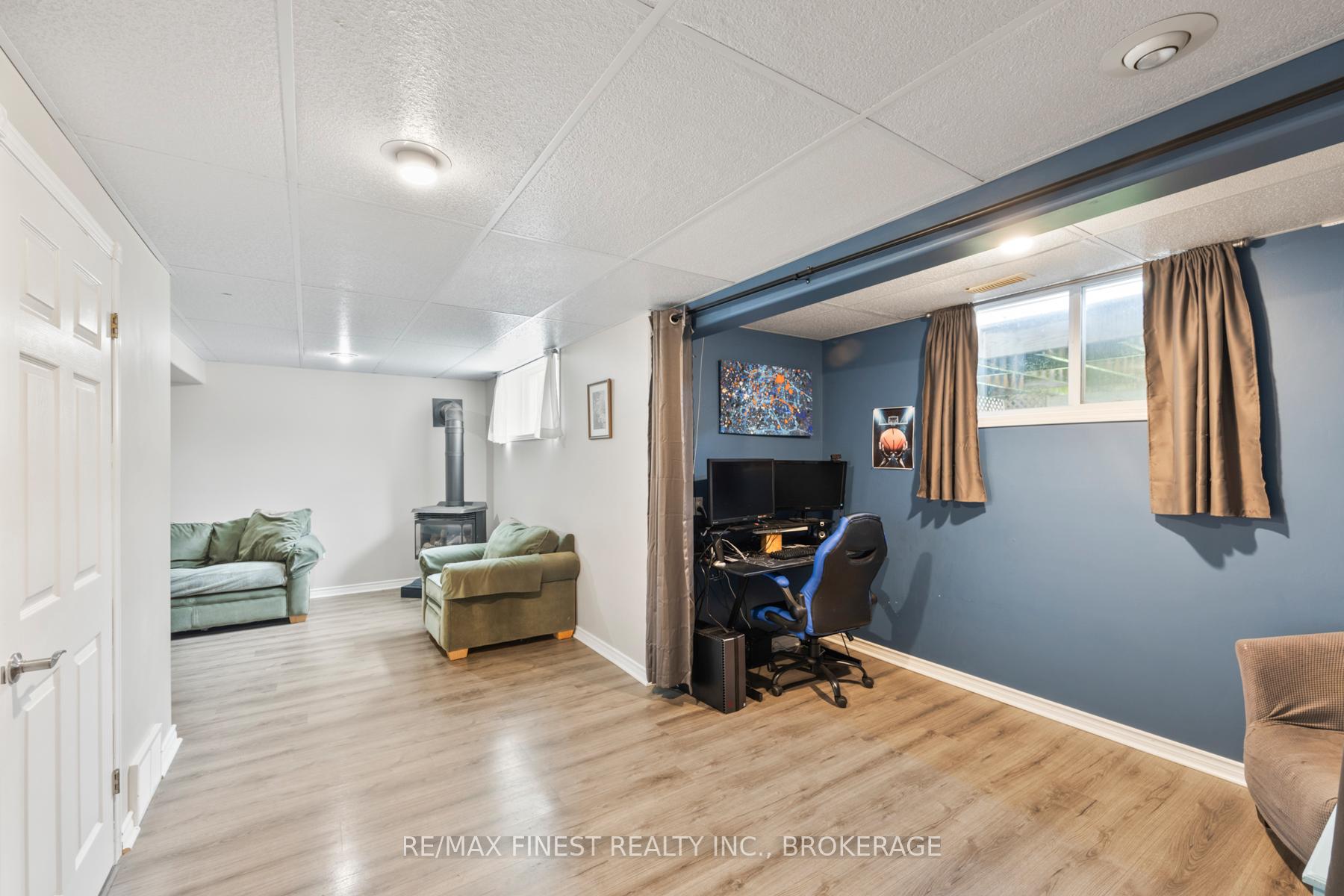 Photo 36 of 80 Barker Drive, Kingston, Kingston East (Incl Barret Crt) — HOMEH