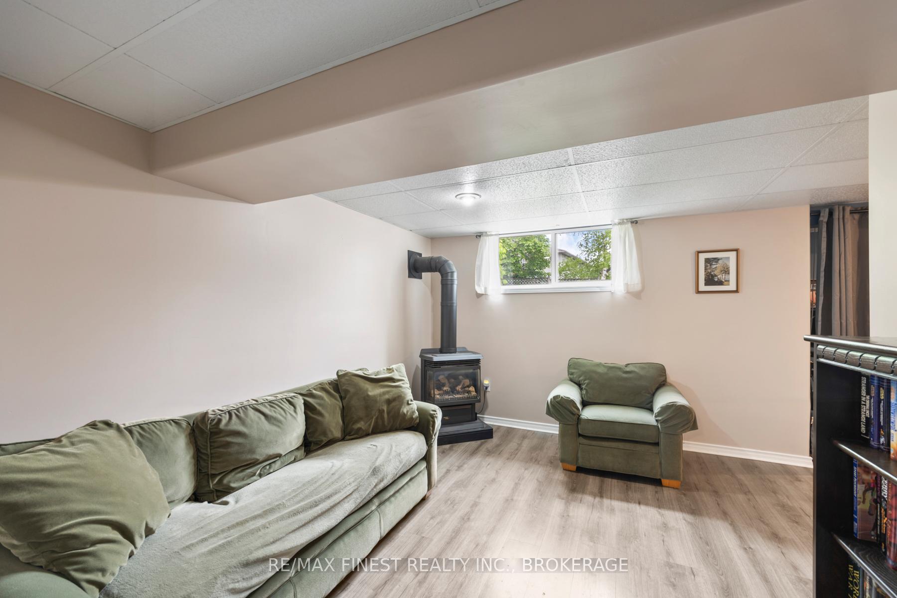 Photo 39 of 80 Barker Drive, Kingston, Kingston East (Incl Barret Crt) — HOMEH