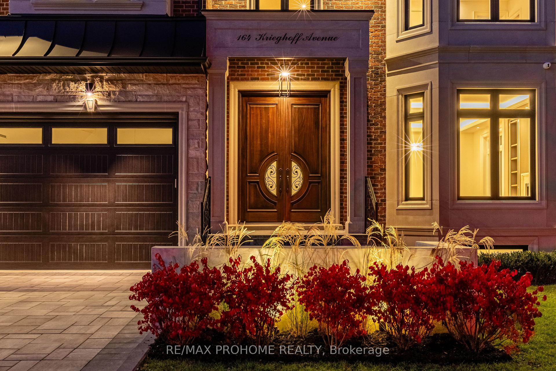 Photo 3 of 164 Krieghoff Avenue, Markham, Unionville — HOMEH