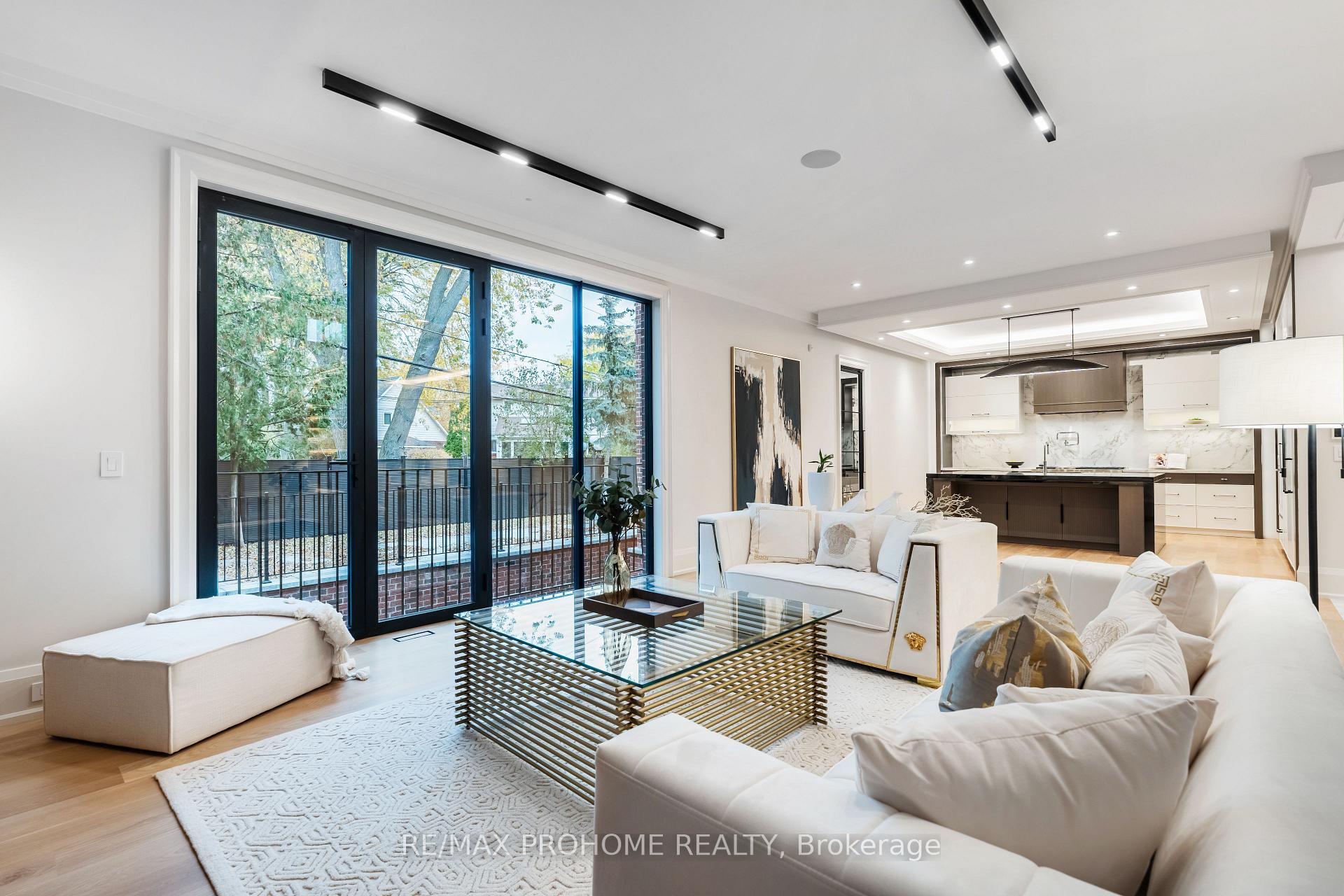 Photo 11 of 164 Krieghoff Avenue, Markham, Unionville — HOMEH
