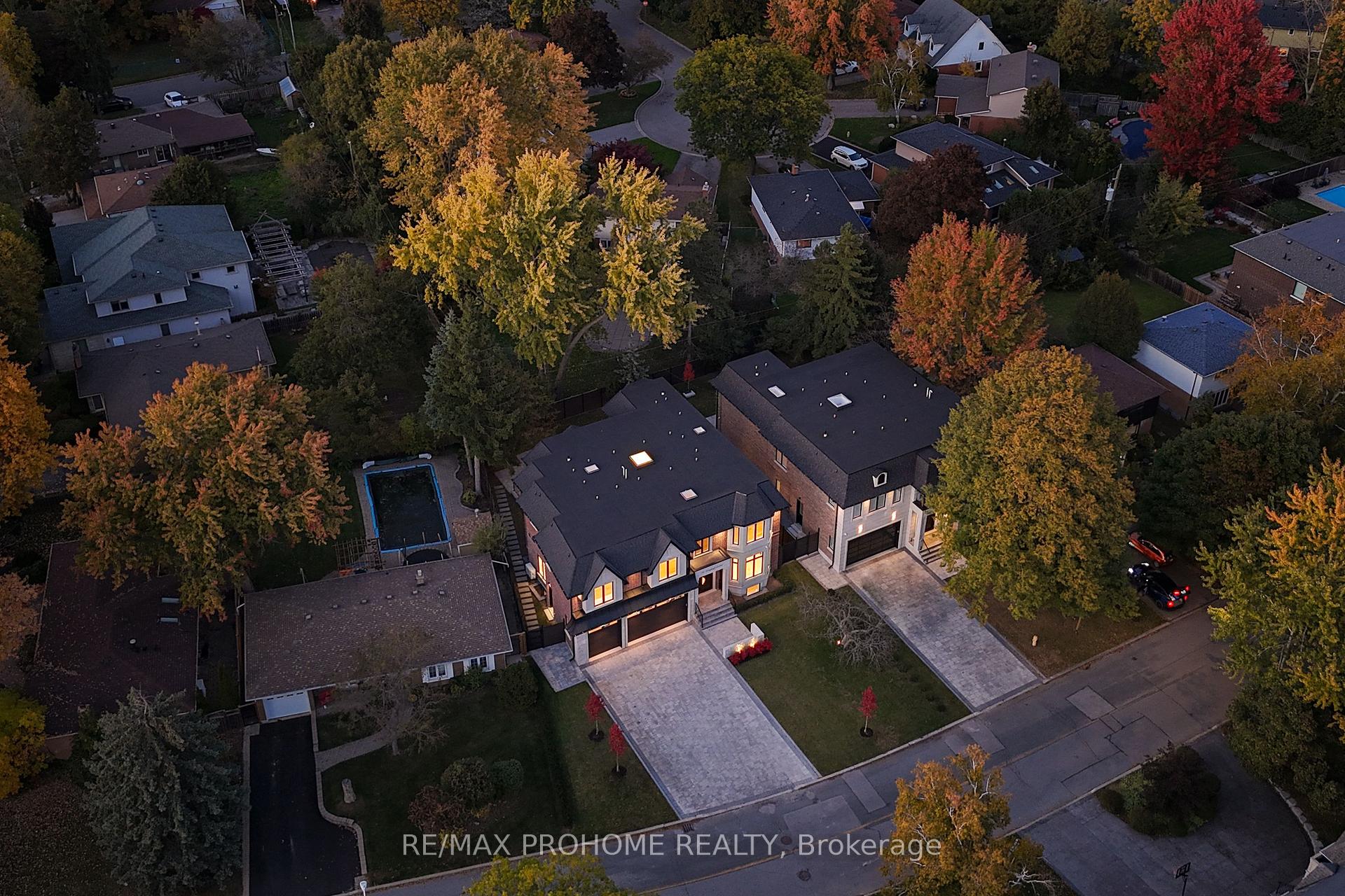 Photo 40 of 164 Krieghoff Avenue, Markham, Unionville — HOMEH