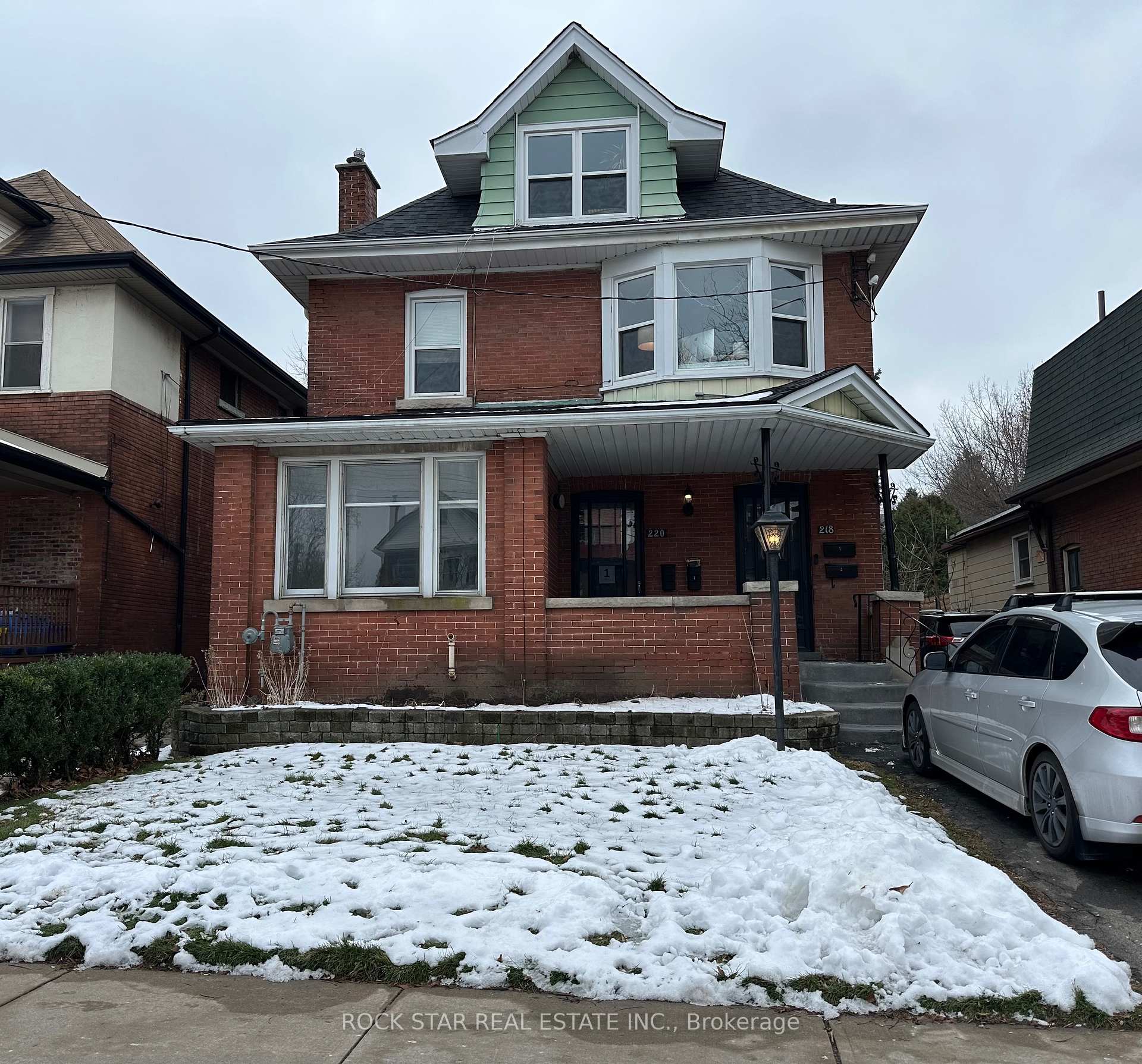 Photo 1 of 1-220 Maplewood Avenue, Hamilton, Blakeley — HOMEH