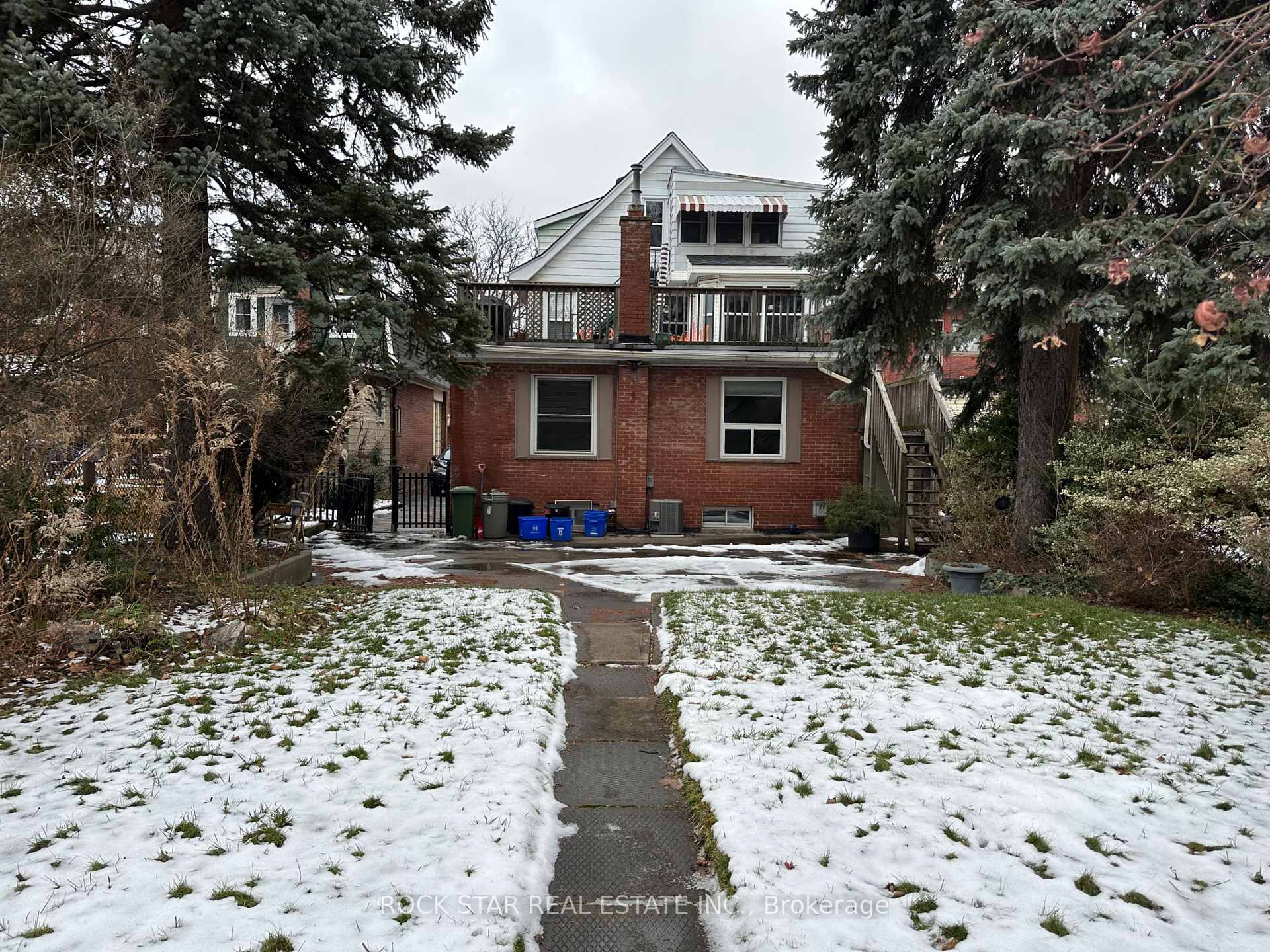 Photo 3 of 1-220 Maplewood Avenue, Hamilton, Blakeley — HOMEH