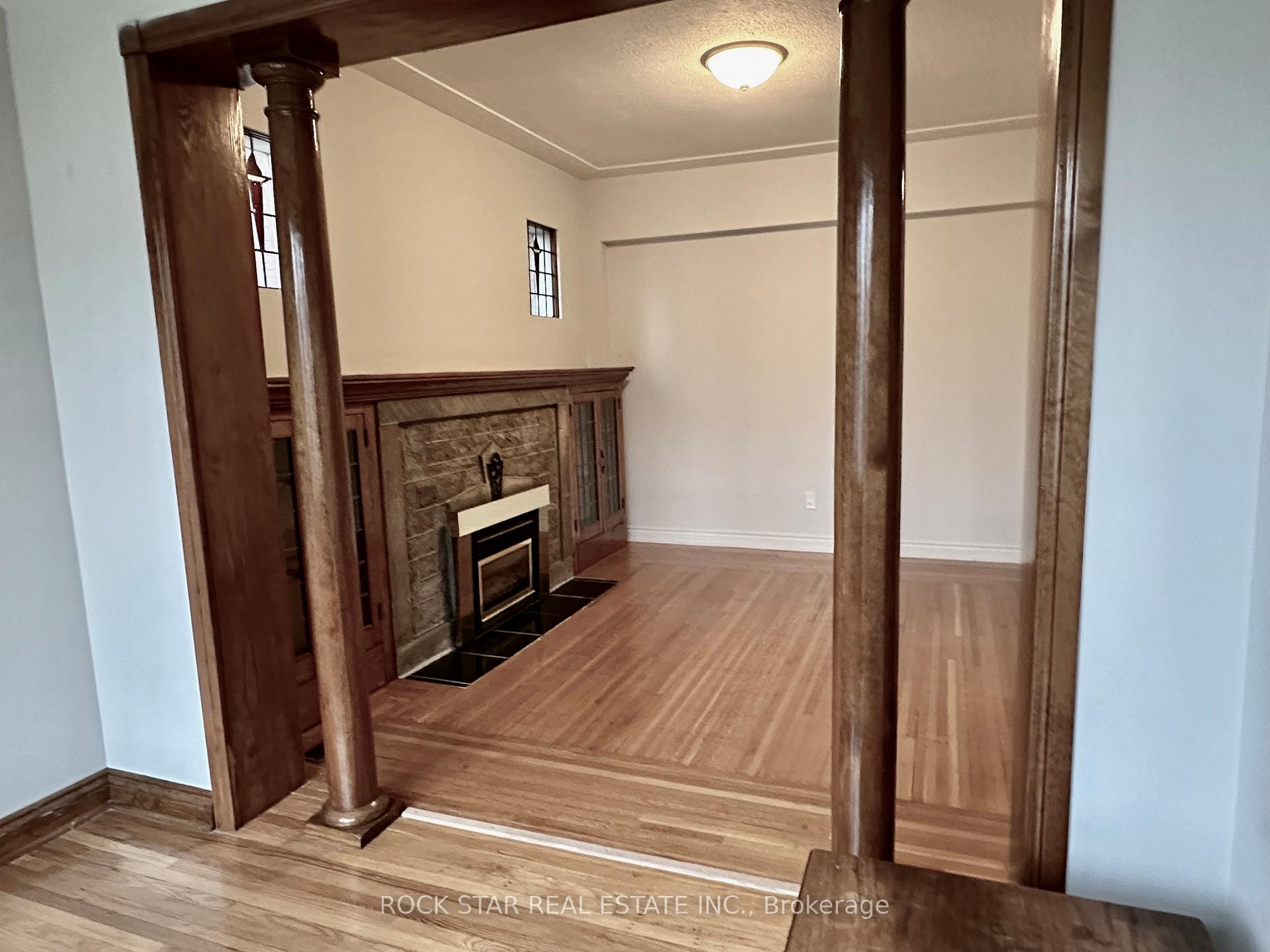 Photo 7 of 1-220 Maplewood Avenue, Hamilton, Blakeley — HOMEH