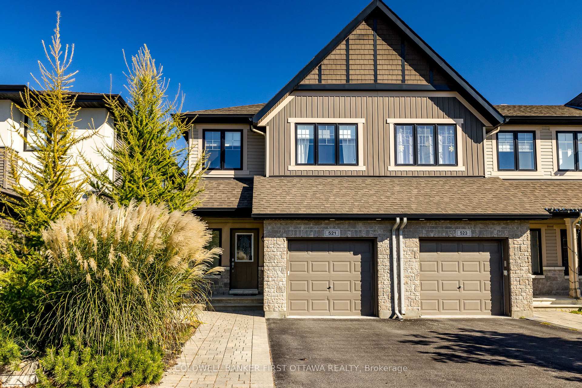 Photo 2 of 521 Rouncey Road, Ottawa, Kanata - Emerald Meadows/Trailwest — HOMEH