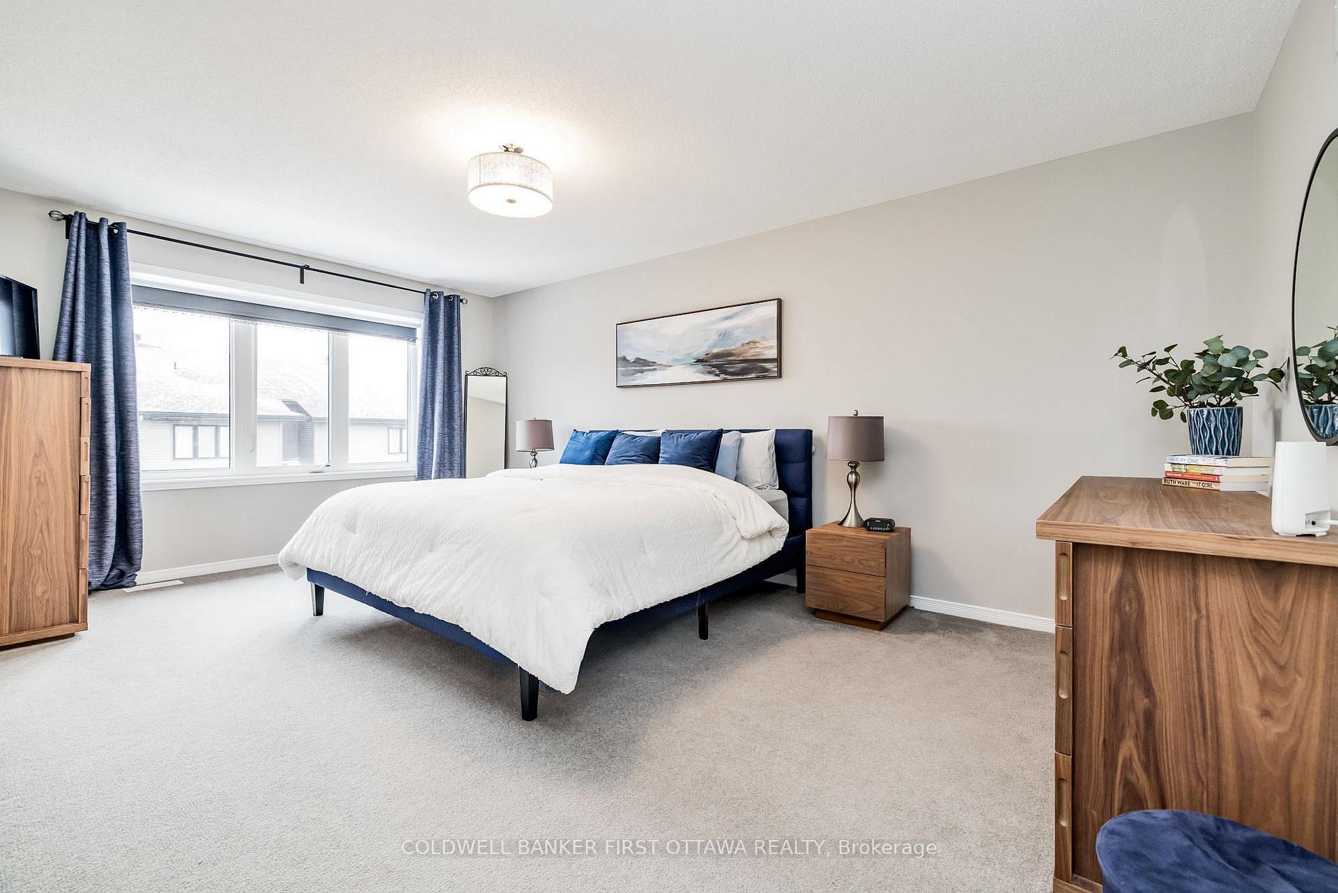 Photo 15 of 521 Rouncey Road, Ottawa, Kanata - Emerald Meadows/Trailwest — HOMEH