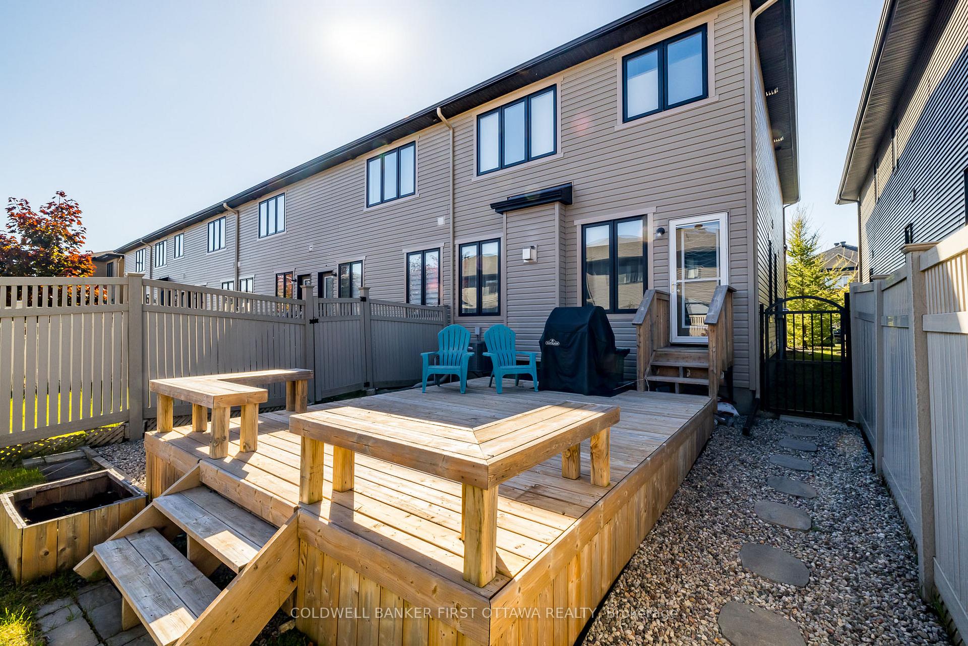 Photo 26 of 521 Rouncey Road, Ottawa, Kanata - Emerald Meadows/Trailwest — HOMEH