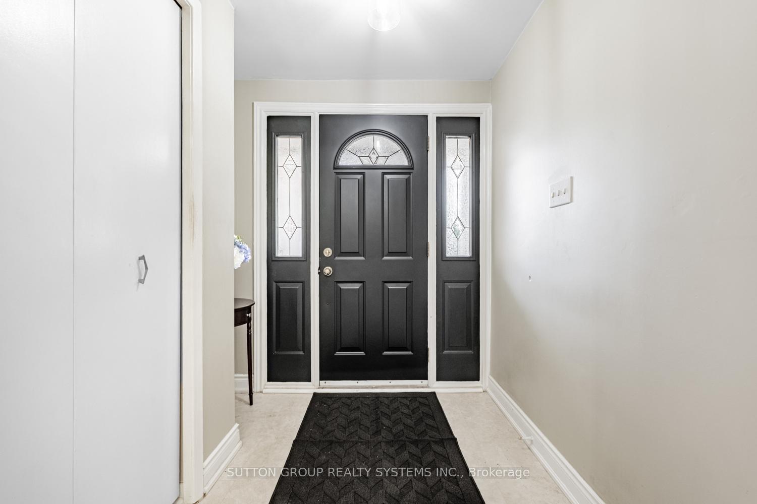 Photo 4 of 774 Banting Court, Milton, Dorset Park — HOMEH