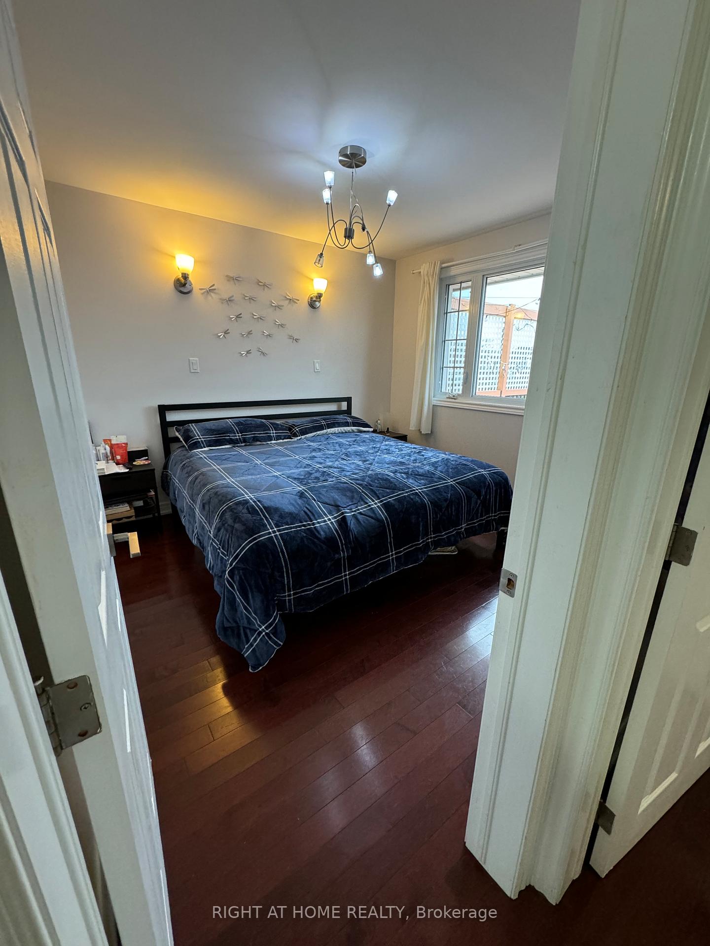 Photo 13 of Unit Upper, 821 Mohawk Road E, Hamilton, Hampton Heights — HOMEH