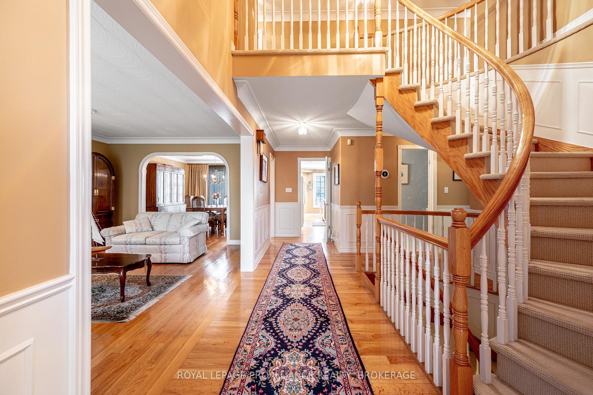 Photo 5 of 1055 Wickham Circle, Kingston, City Southwest — HOMEH