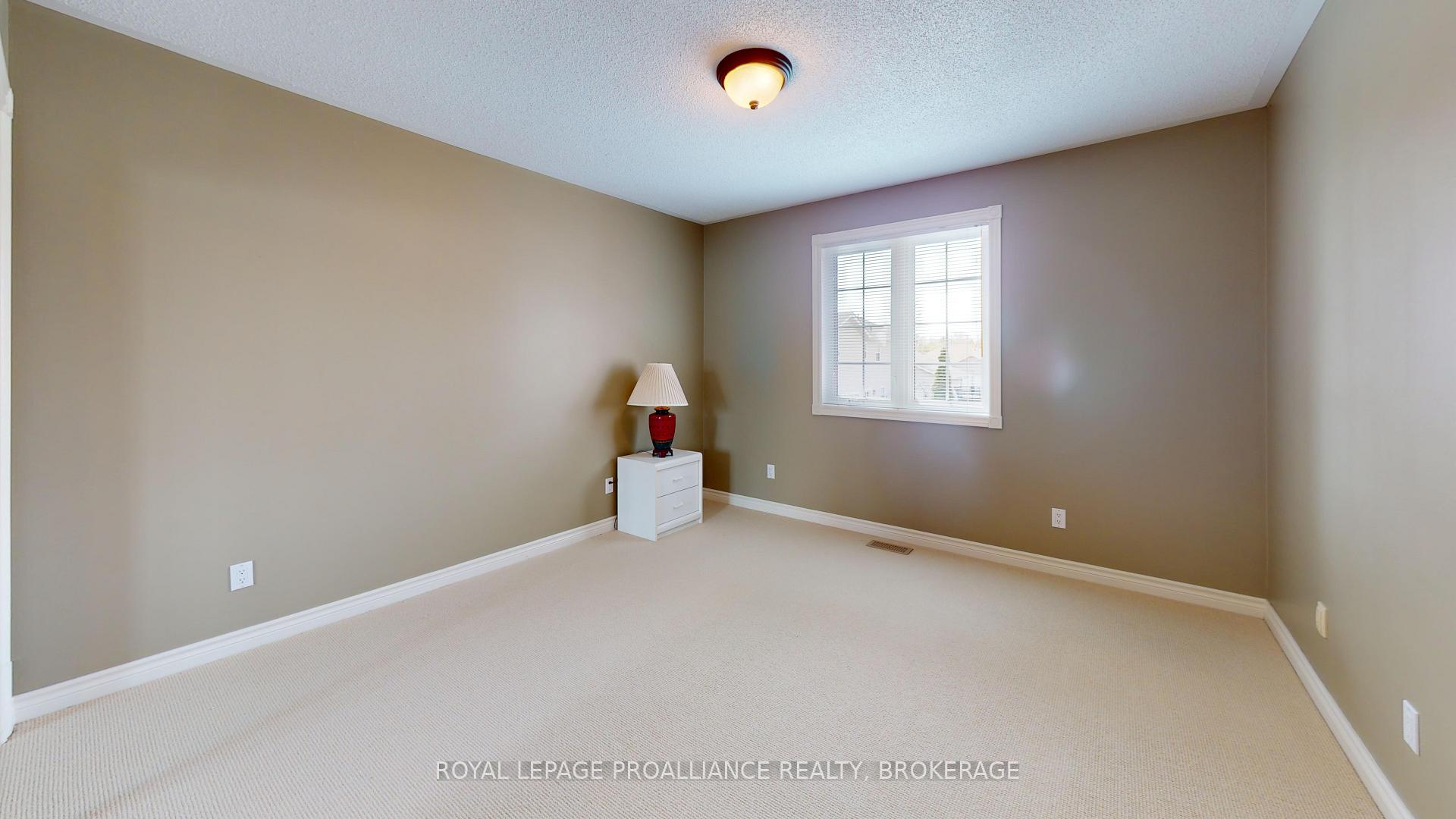 Photo 32 of 1055 Wickham Circle, Kingston, City Southwest — HOMEH