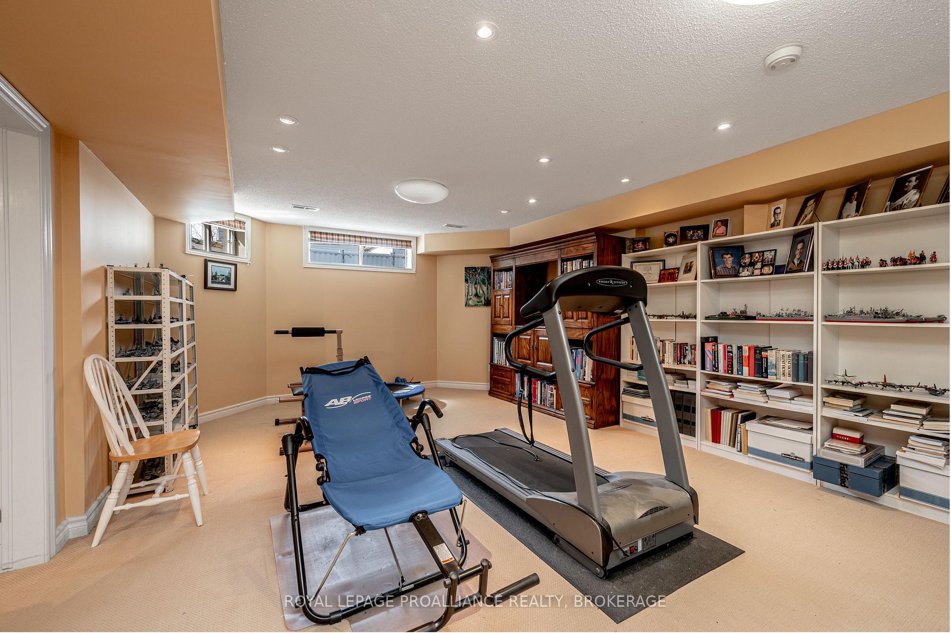 Photo 38 of 1055 Wickham Circle, Kingston, City Southwest — HOMEH