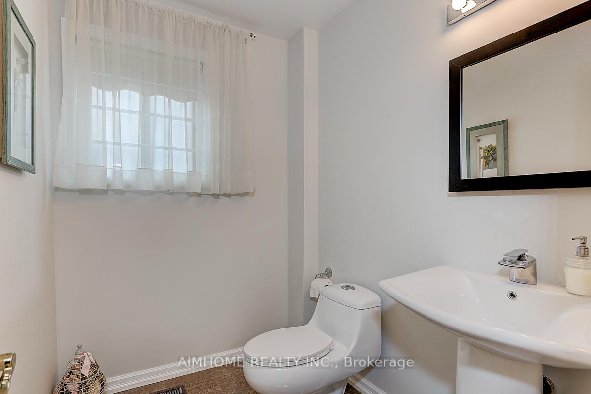 Photo 13 of 40 Willowbrook Road, Markham, Aileen-Willowbrook — HOMEH