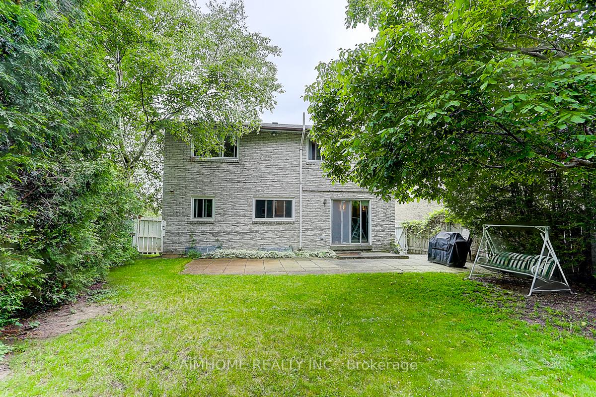 Photo 23 of 40 Willowbrook Road, Markham, Aileen-Willowbrook — HOMEH
