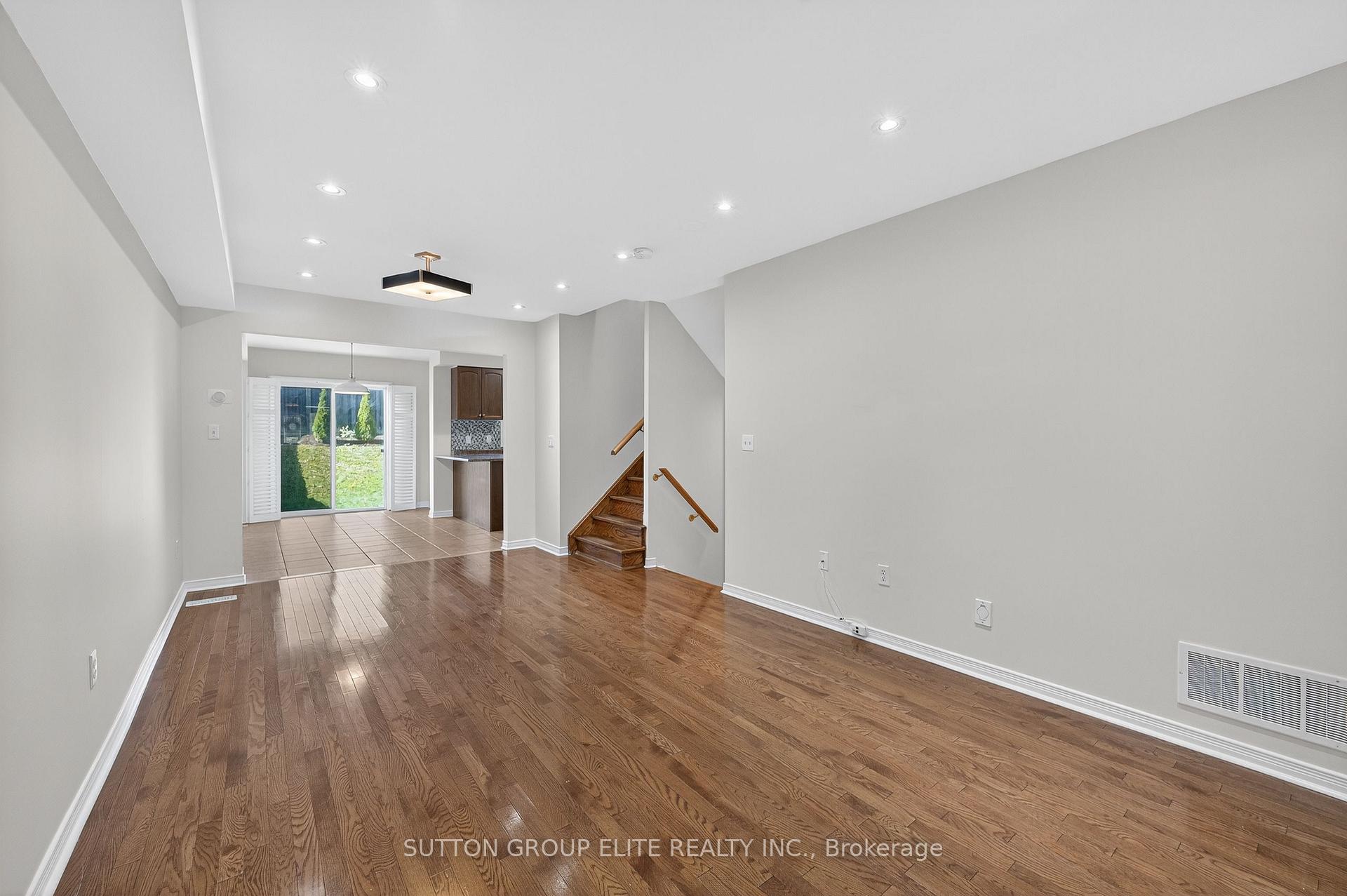 Photo 12 of 357 Bussel Crescent, Milton, Clarke — HOMEH